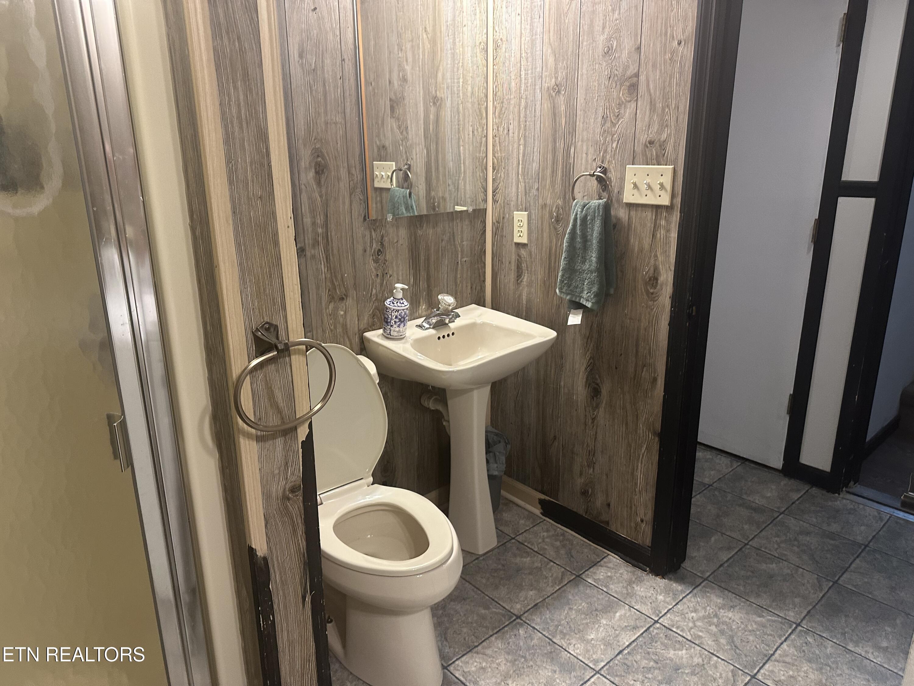 528 Merritt Road Maryville TN 37804