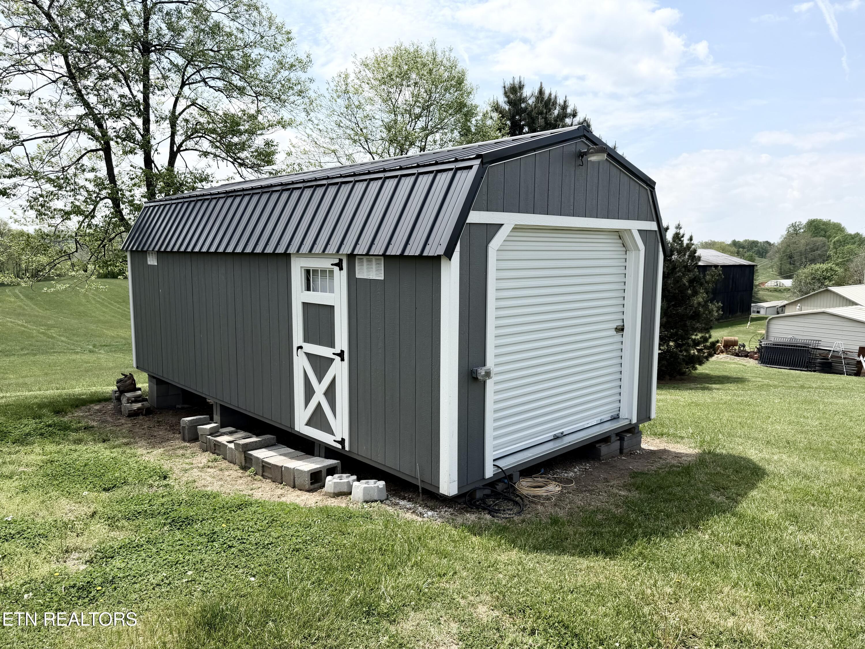 142 Jonathan Lane New Tazewell TN 37825