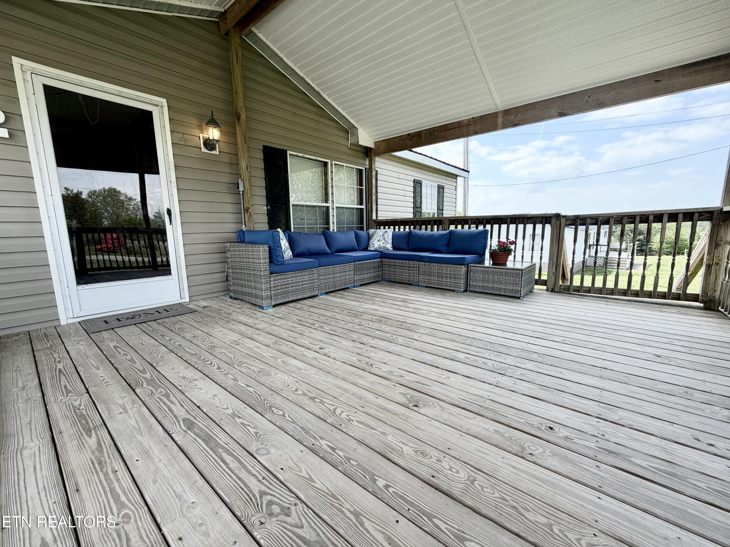 142 Jonathan Lane New Tazewell TN 37825