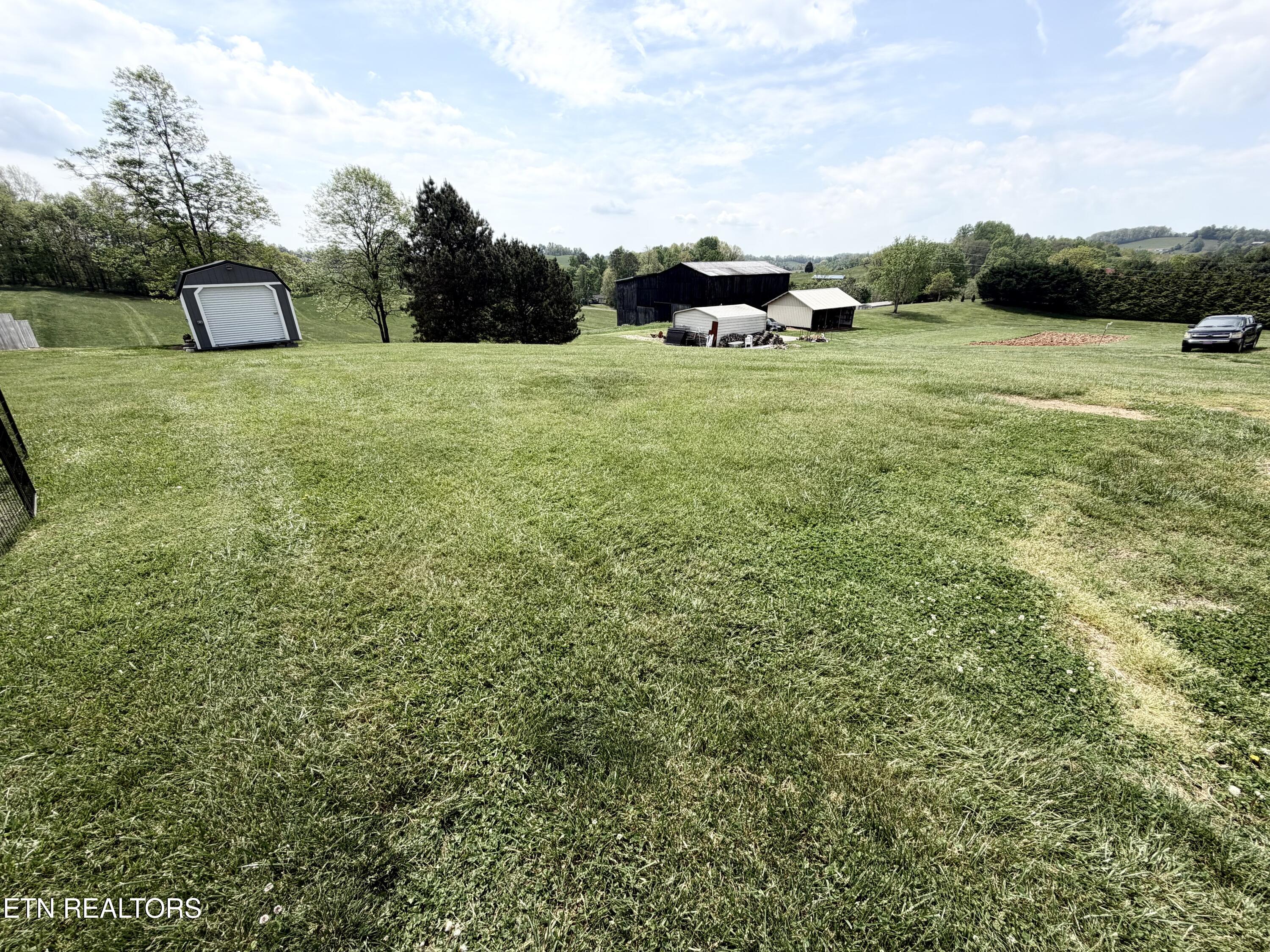 142 Jonathan Lane New Tazewell TN 37825
