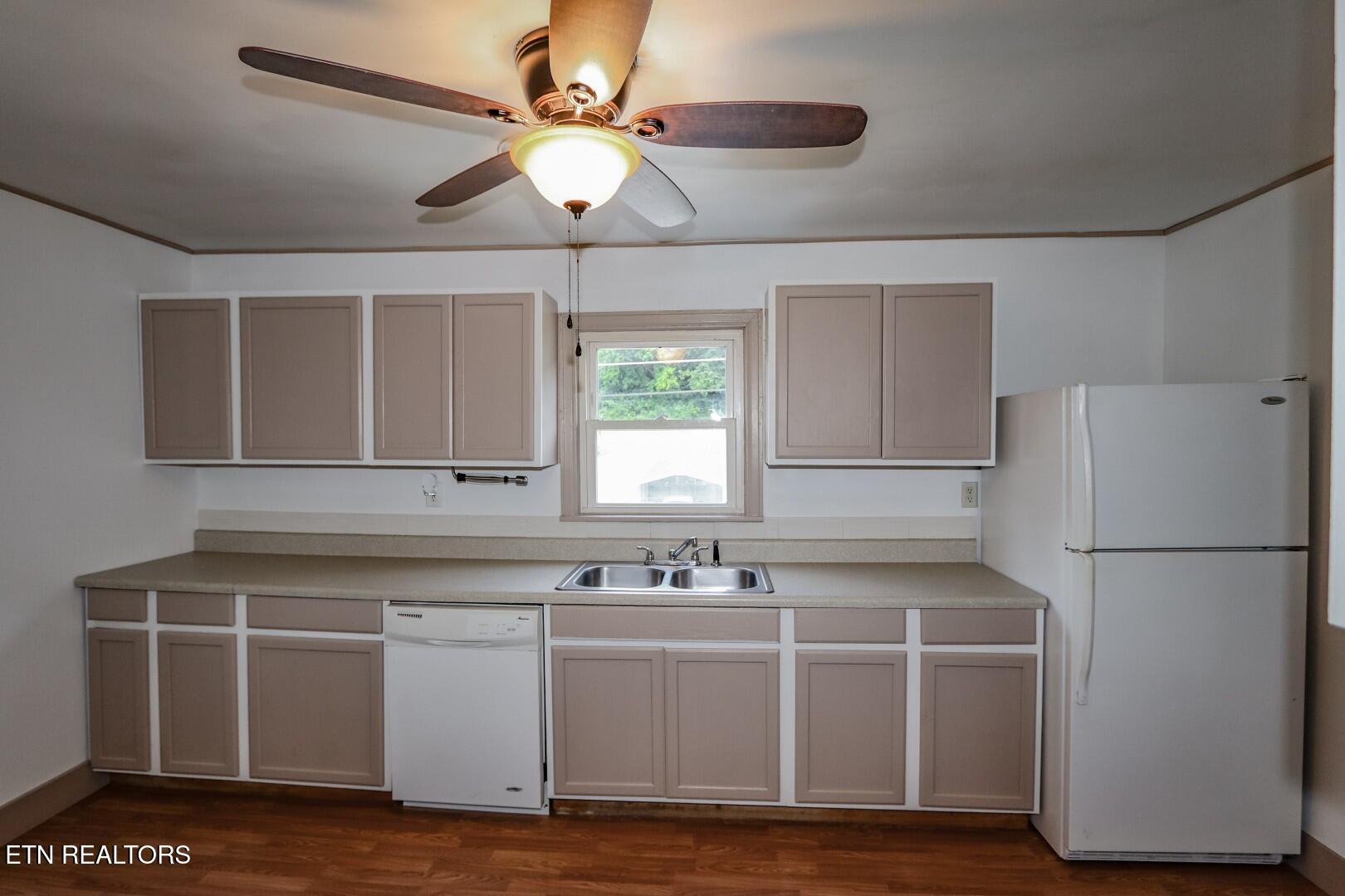 421 & 429 Duncan Street Newport TN 37821