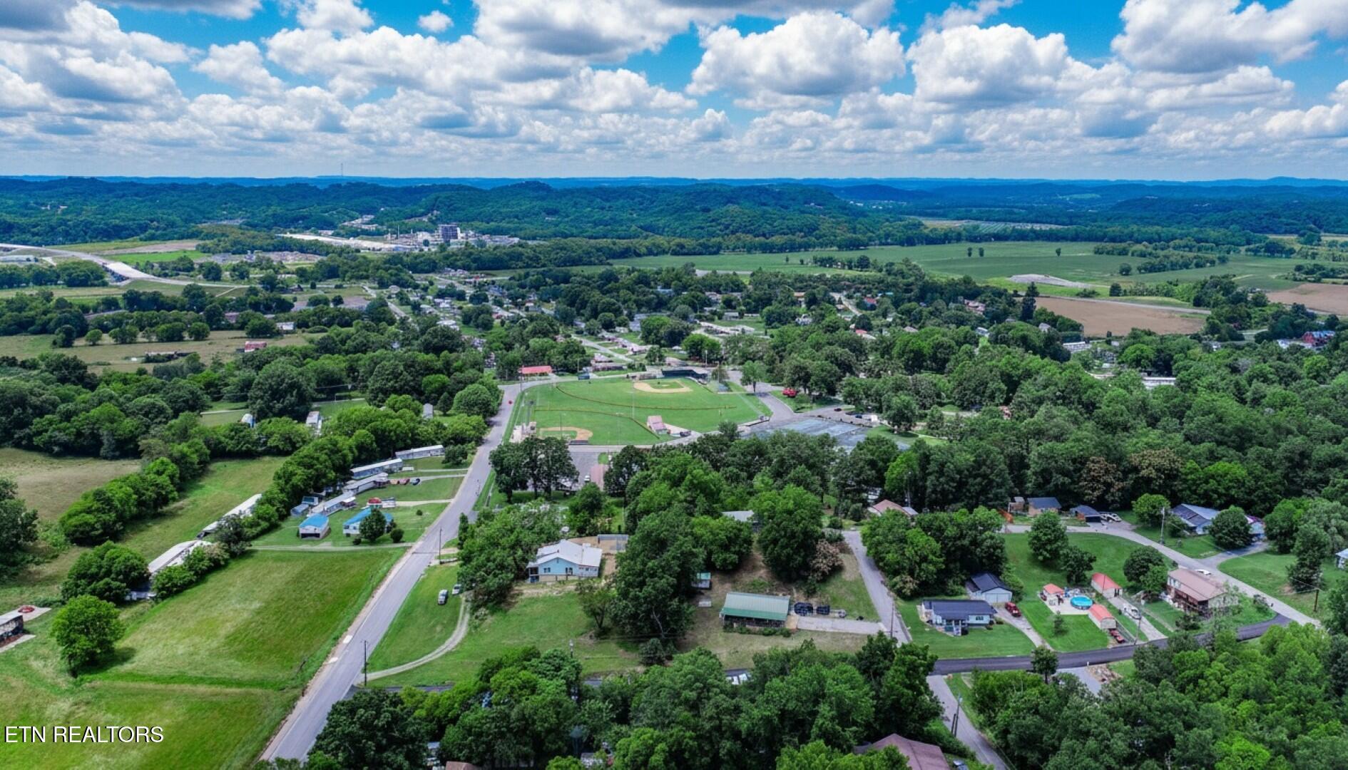 421 & 429 Duncan Street Newport TN 37821