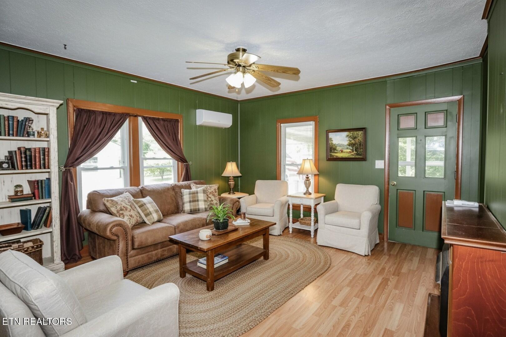 421 & 429 Duncan Street Newport TN 37821