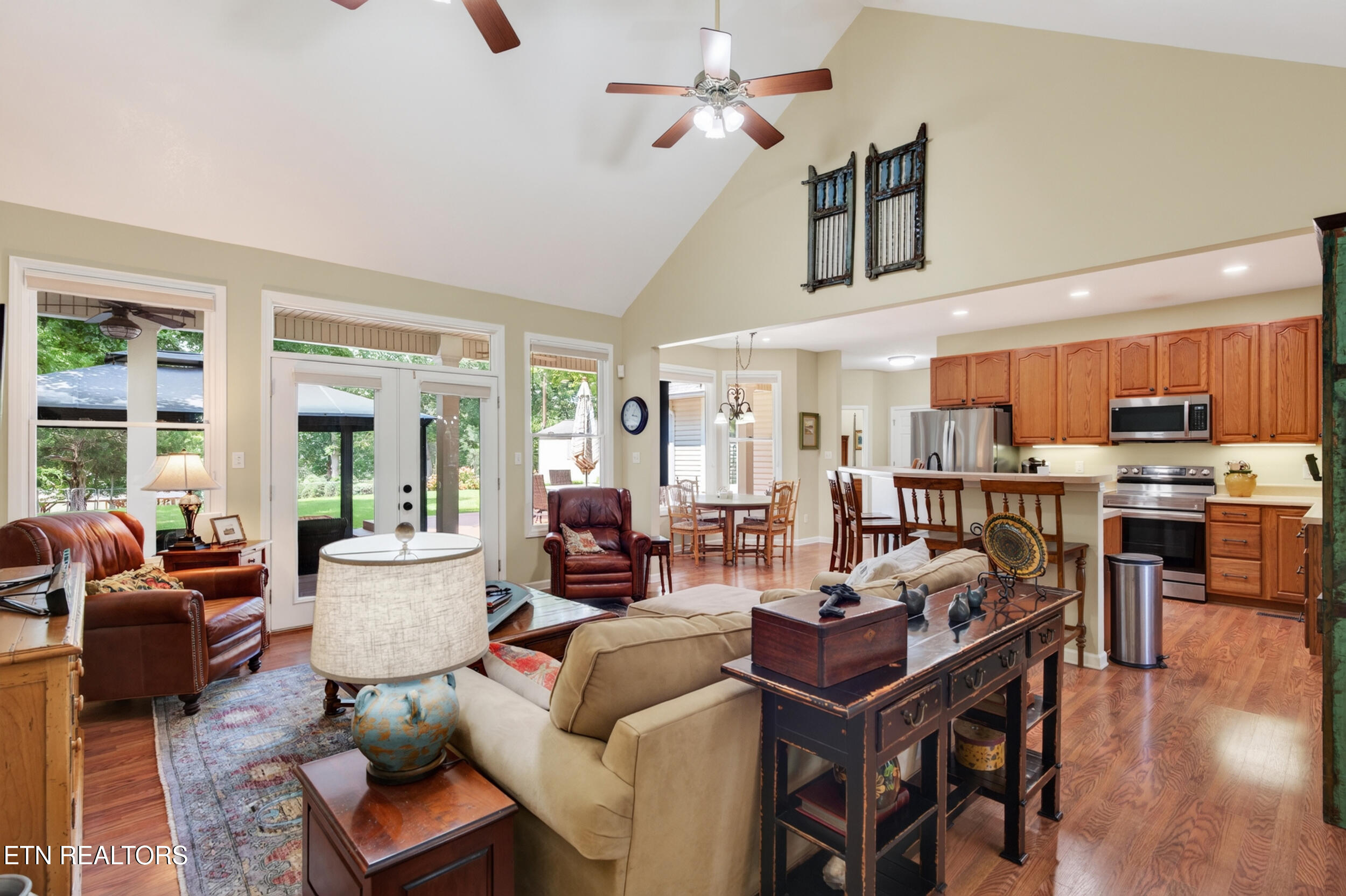 186 Lakeview Cove Drive Loudon TN 37774
