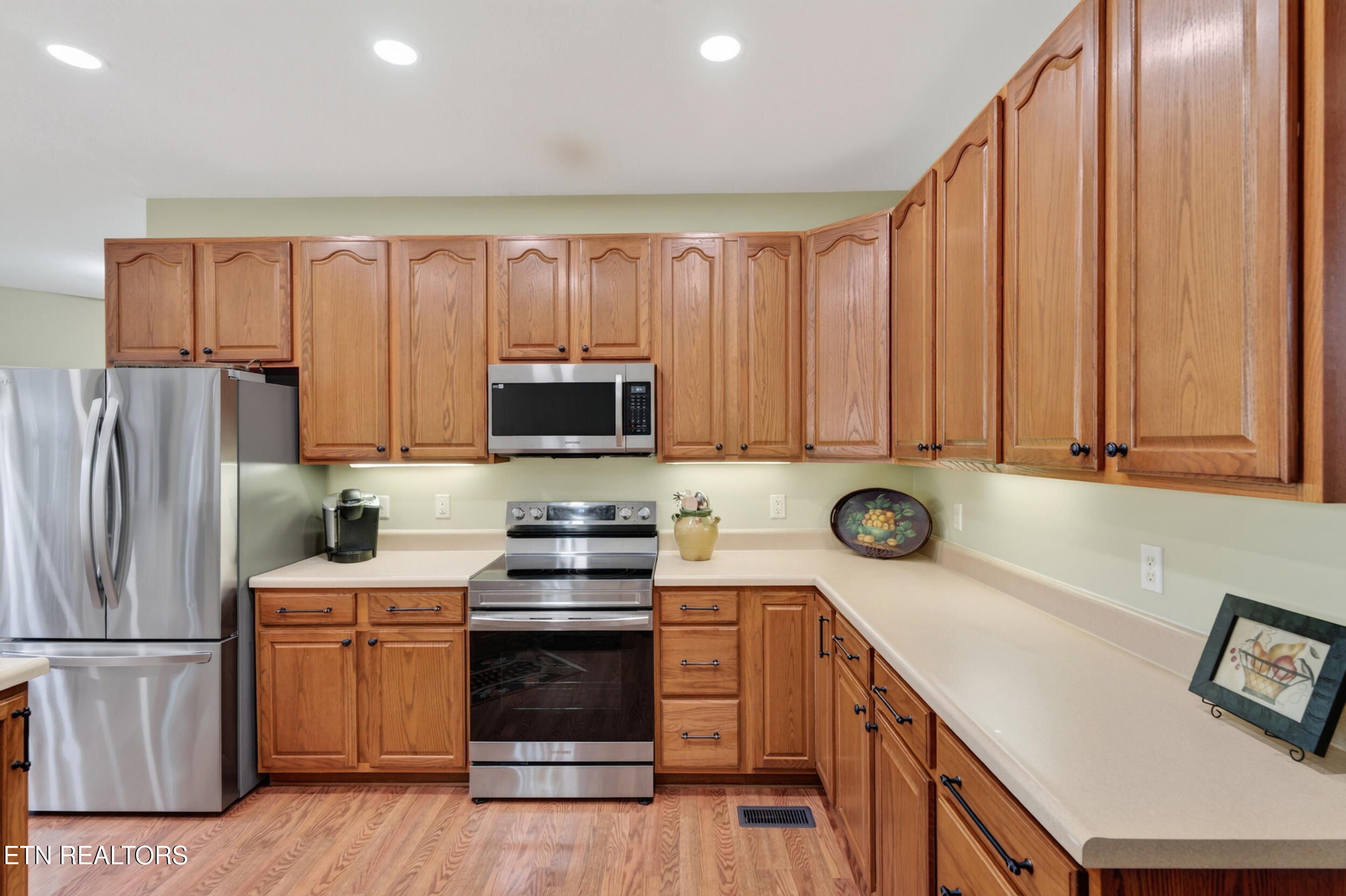 186 Lakeview Cove Drive Loudon TN 37774