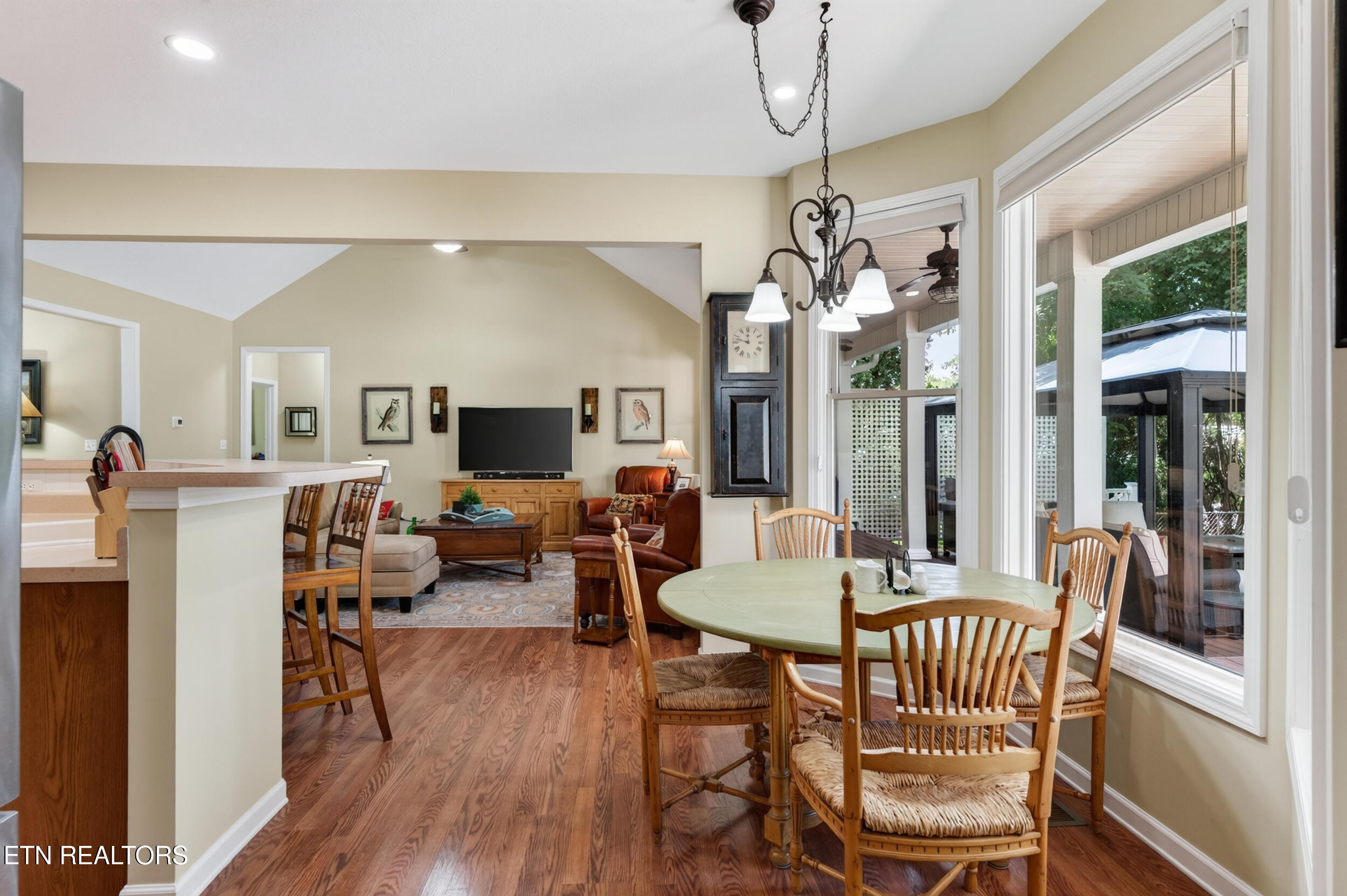 186 Lakeview Cove Drive Loudon TN 37774