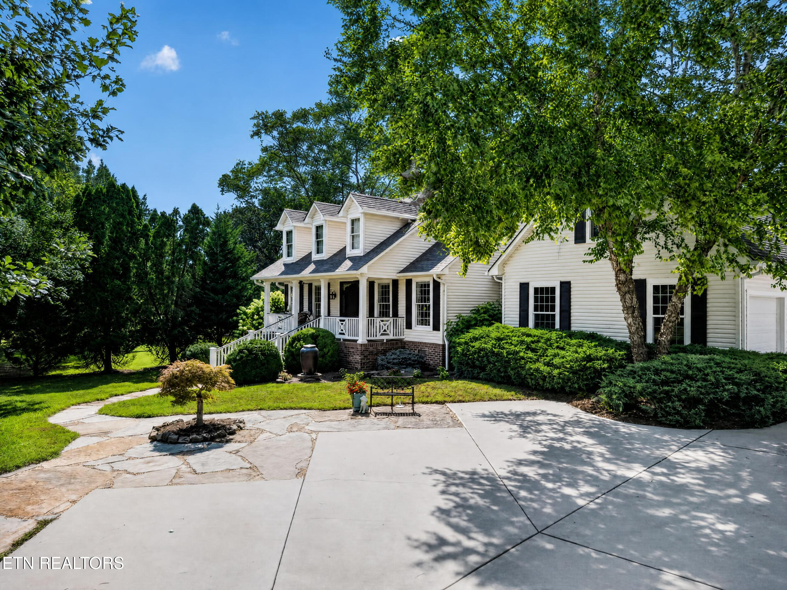 186 Lakeview Cove Drive Loudon TN 37774