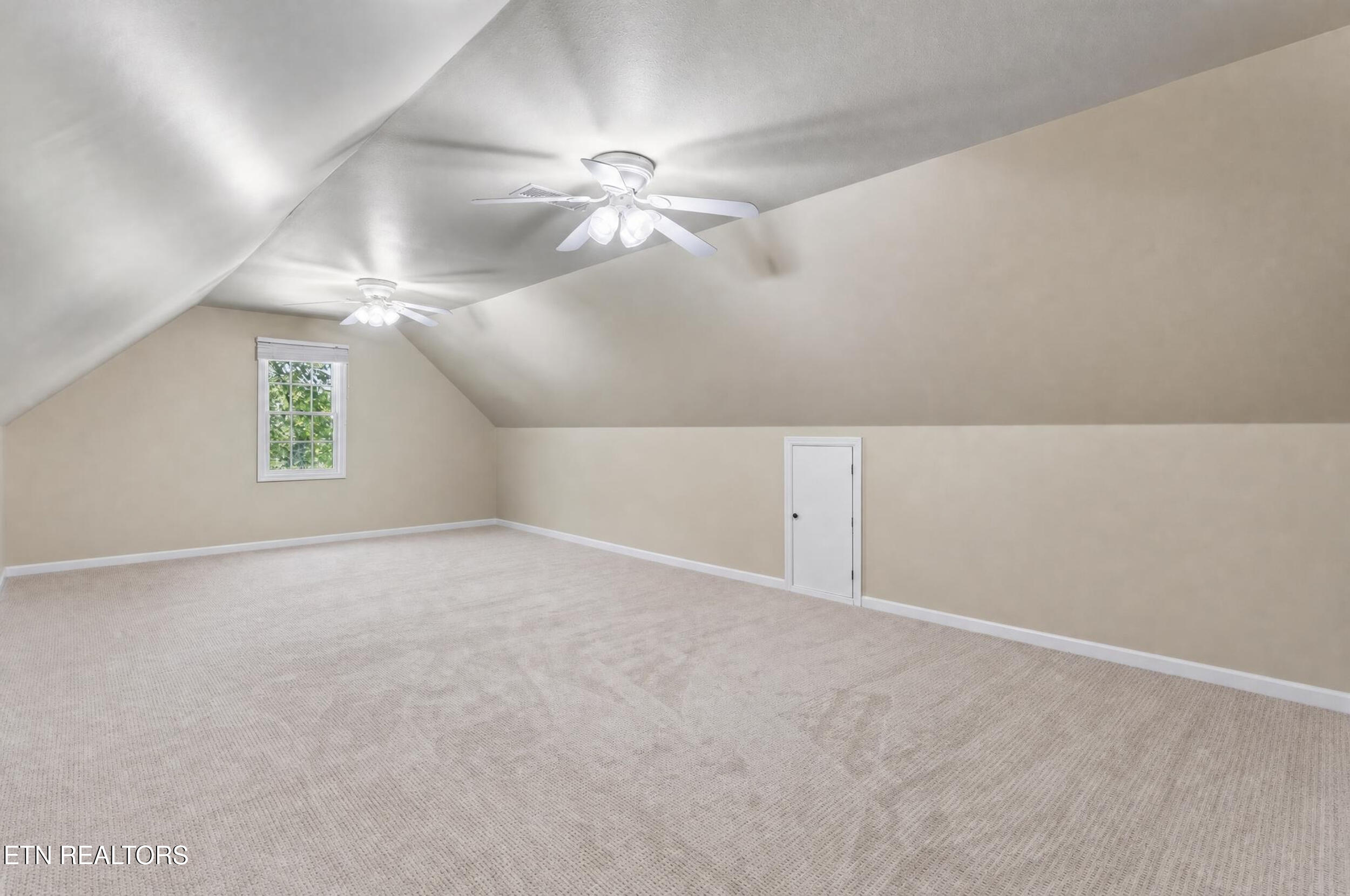 186 Lakeview Cove Drive Loudon TN 37774