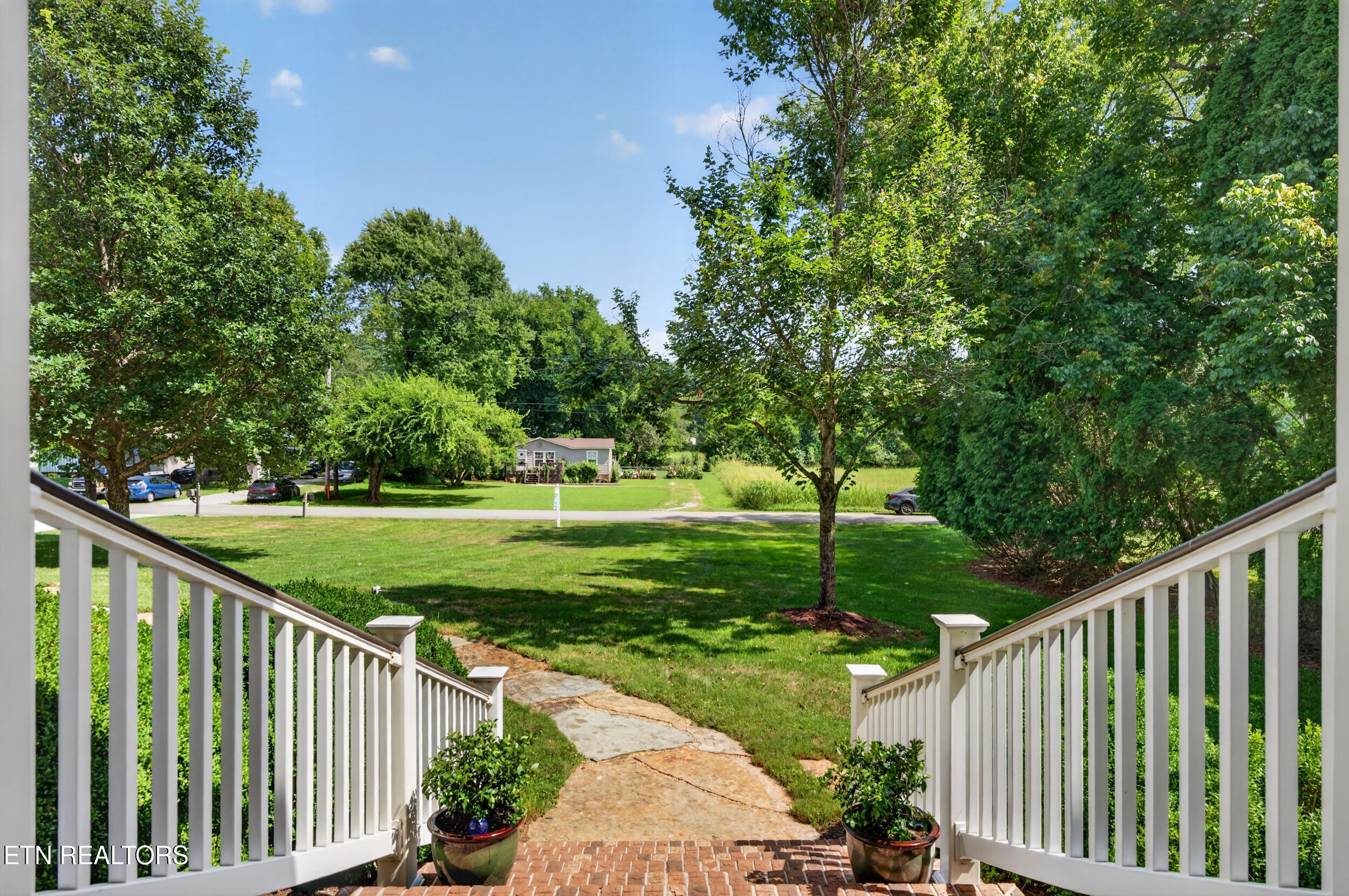 186 Lakeview Cove Drive Loudon TN 37774