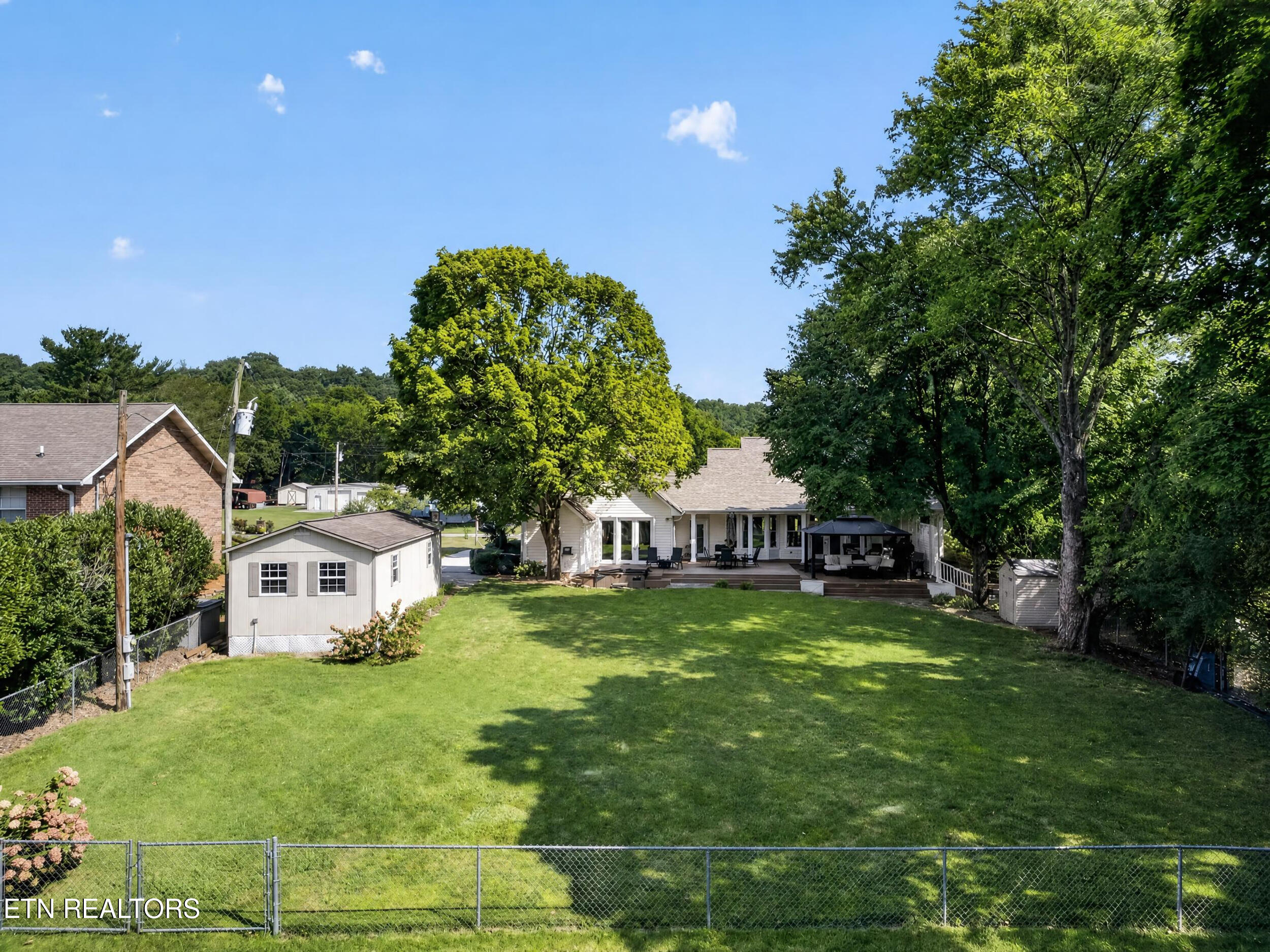 186 Lakeview Cove Drive Loudon TN 37774