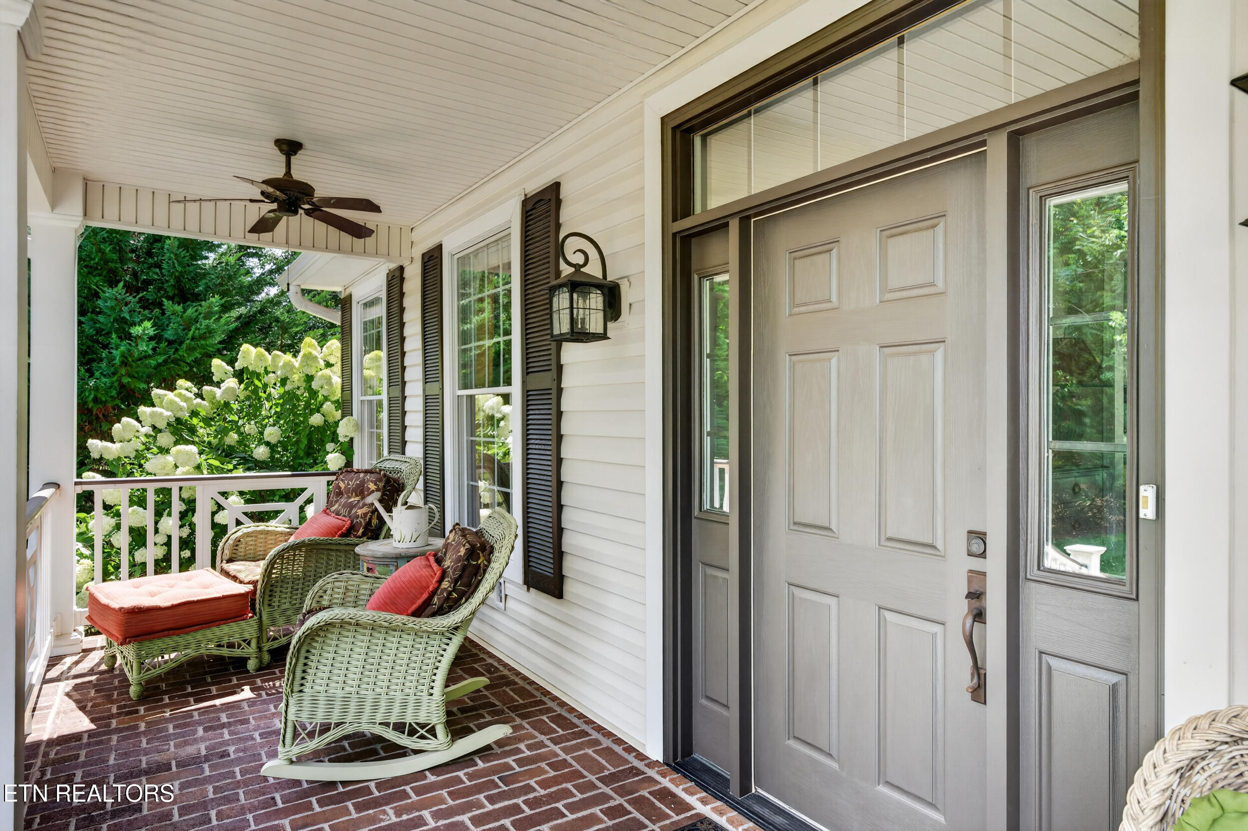 186 Lakeview Cove Drive Loudon TN 37774