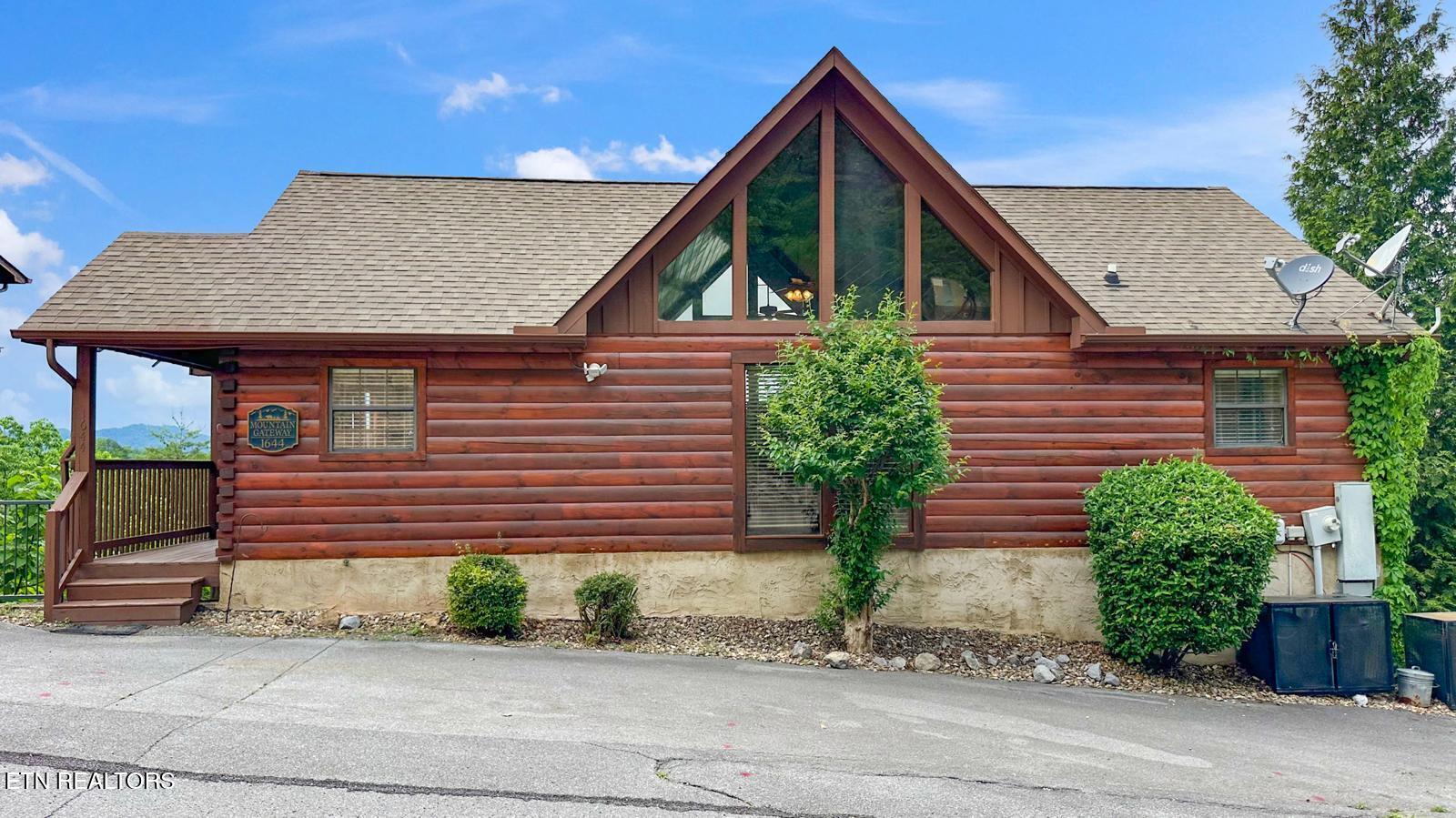 1644 Pinewood Way Sevierville TN 37862