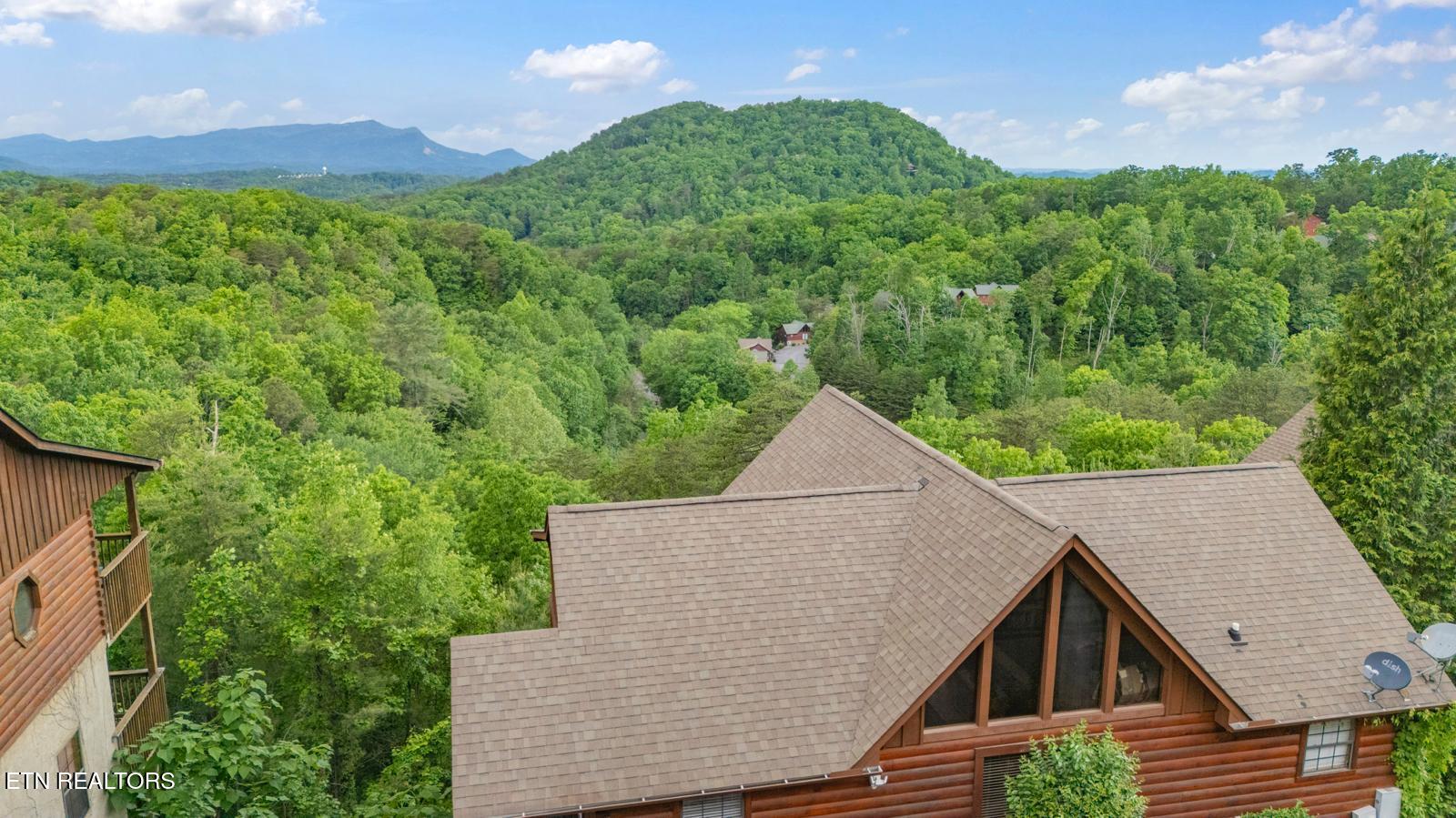 1644 Pinewood Way Sevierville TN 37862