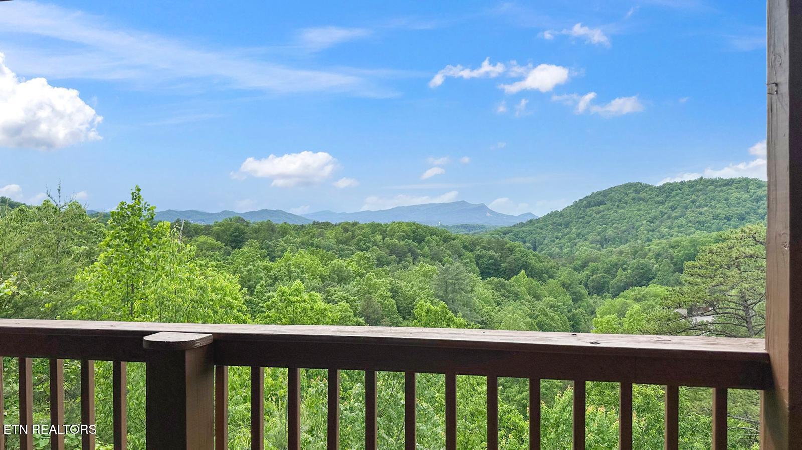 1644 Pinewood Way Sevierville TN 37862