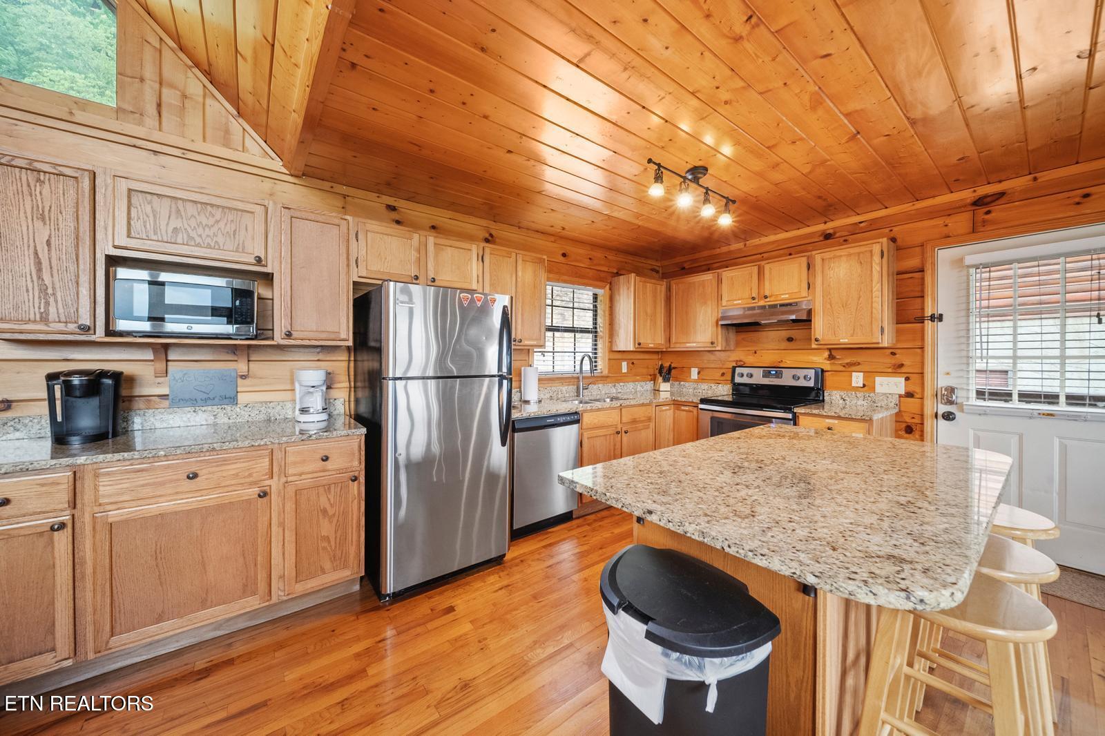 1644 Pinewood Way Sevierville TN 37862