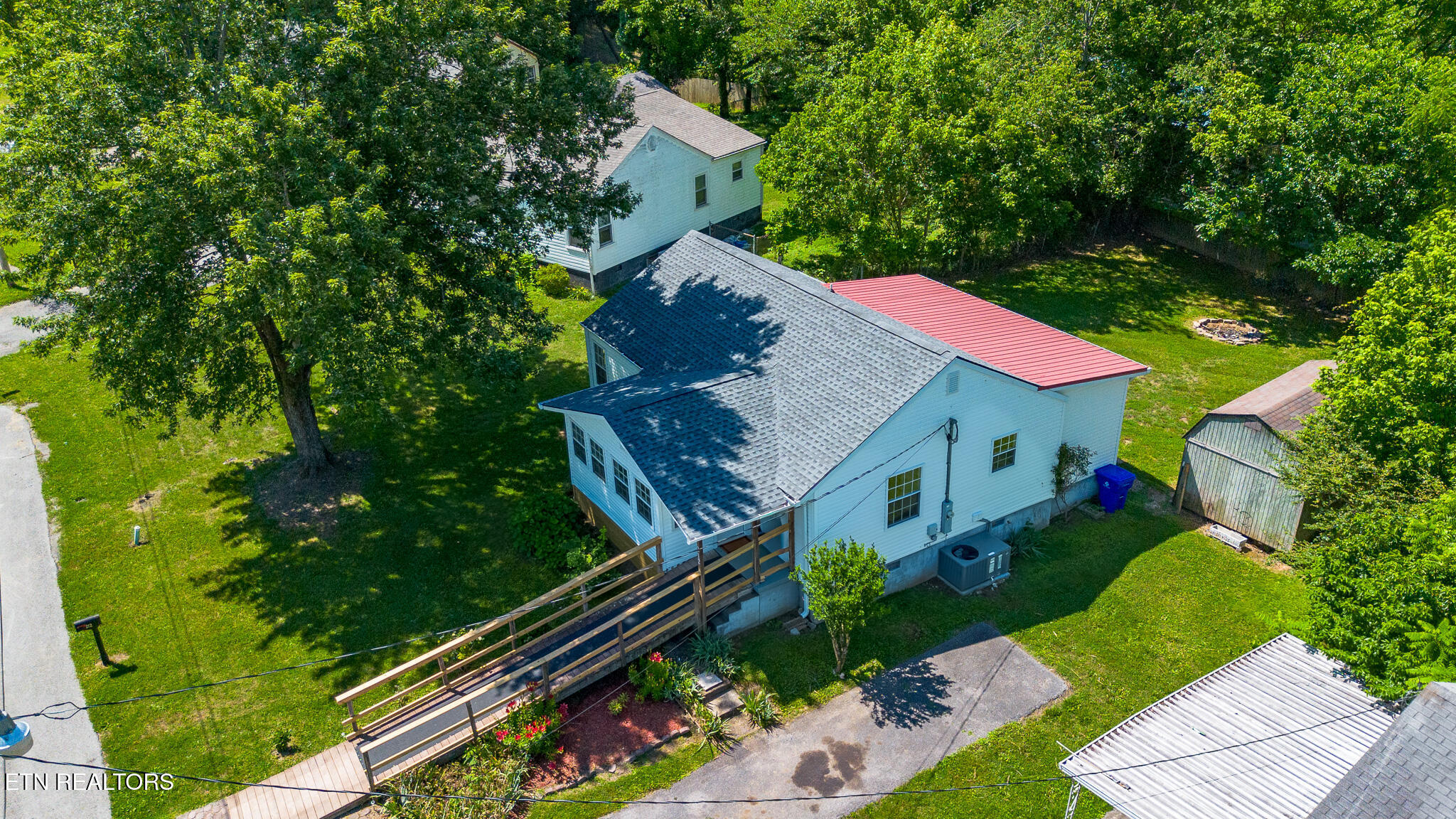 212 Sunset Drive Harriman TN 37748