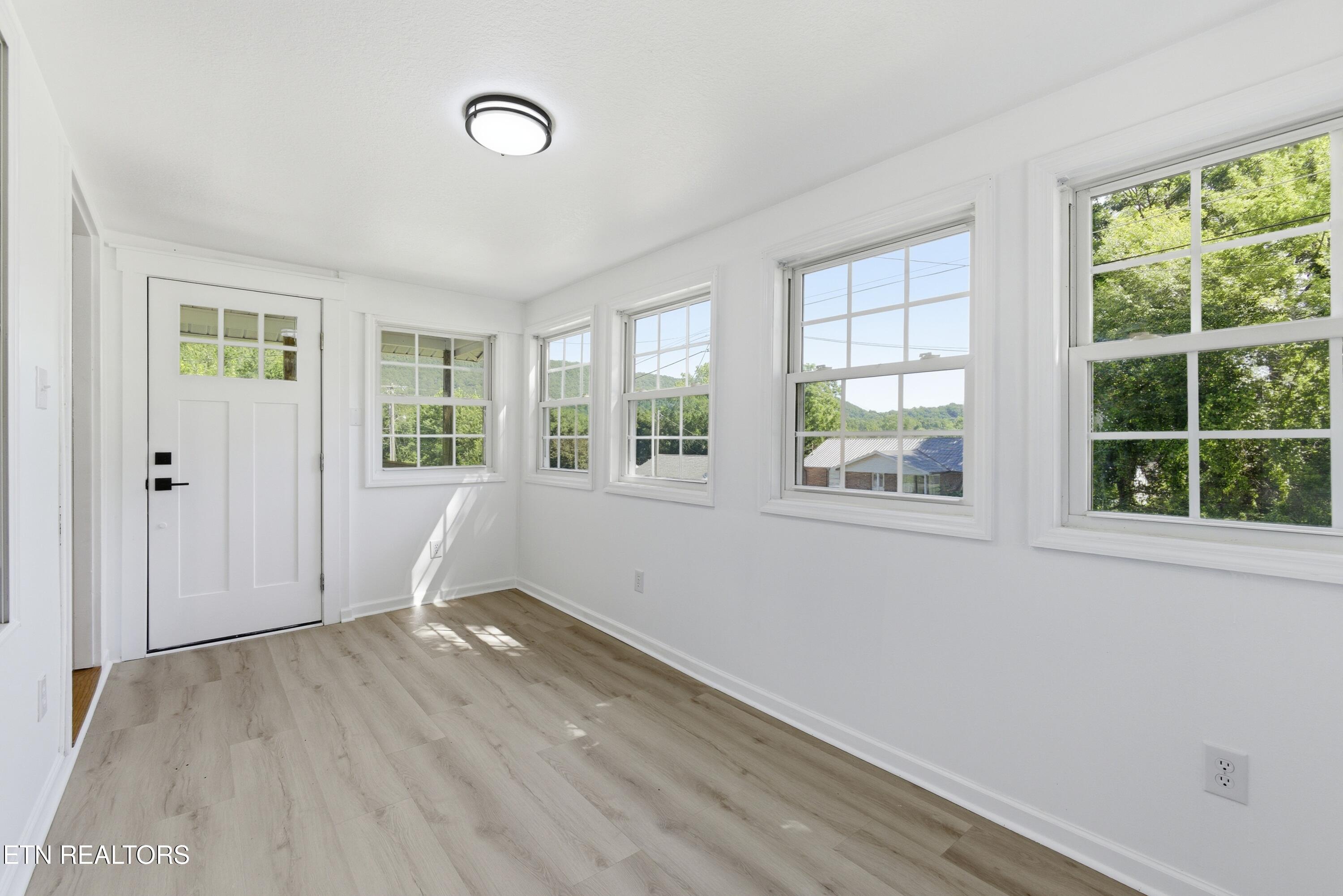 212 Sunset Drive Harriman TN 37748