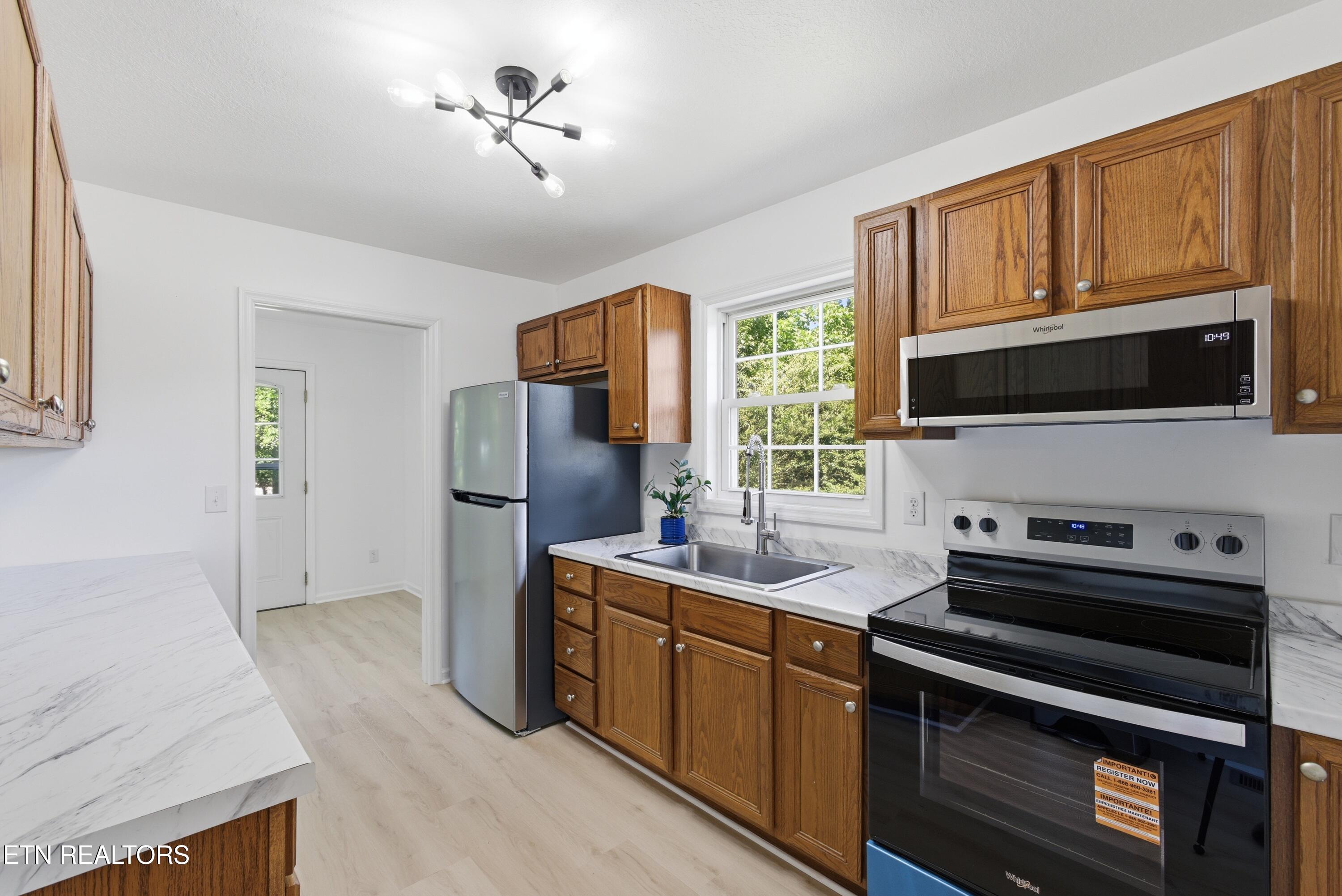 212 Sunset Drive Harriman TN 37748