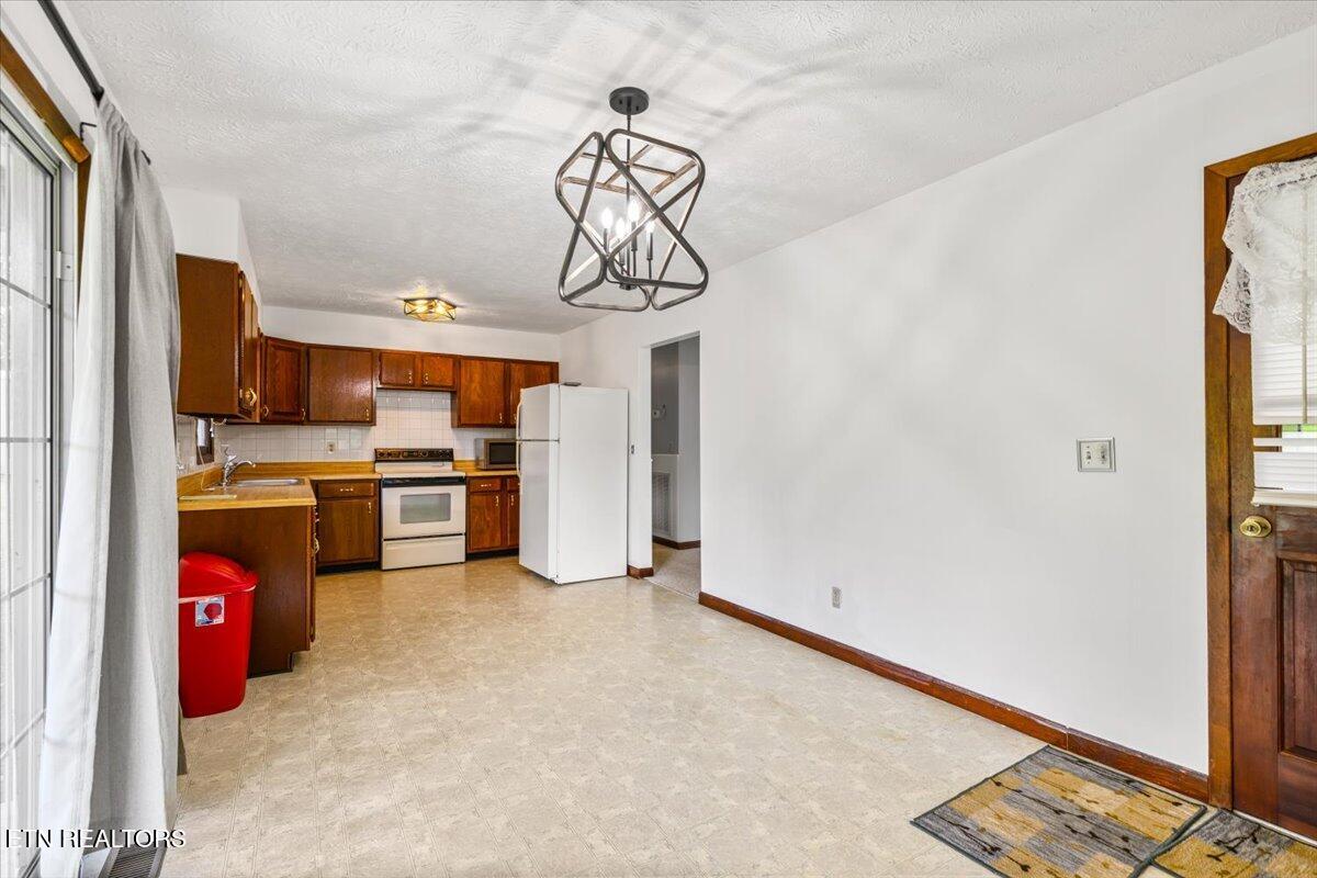 3824 Demory Road Lafollette TN 37766