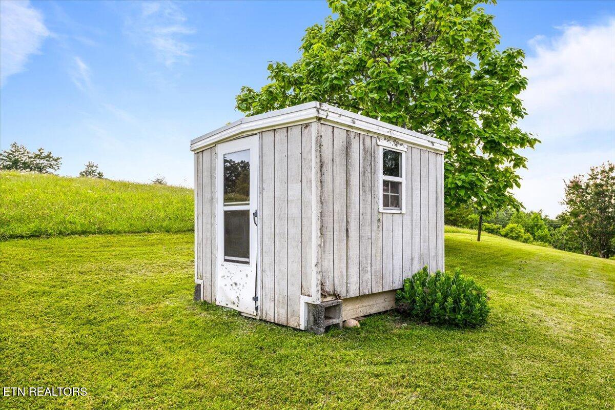 3824 Demory Road Lafollette TN 37766