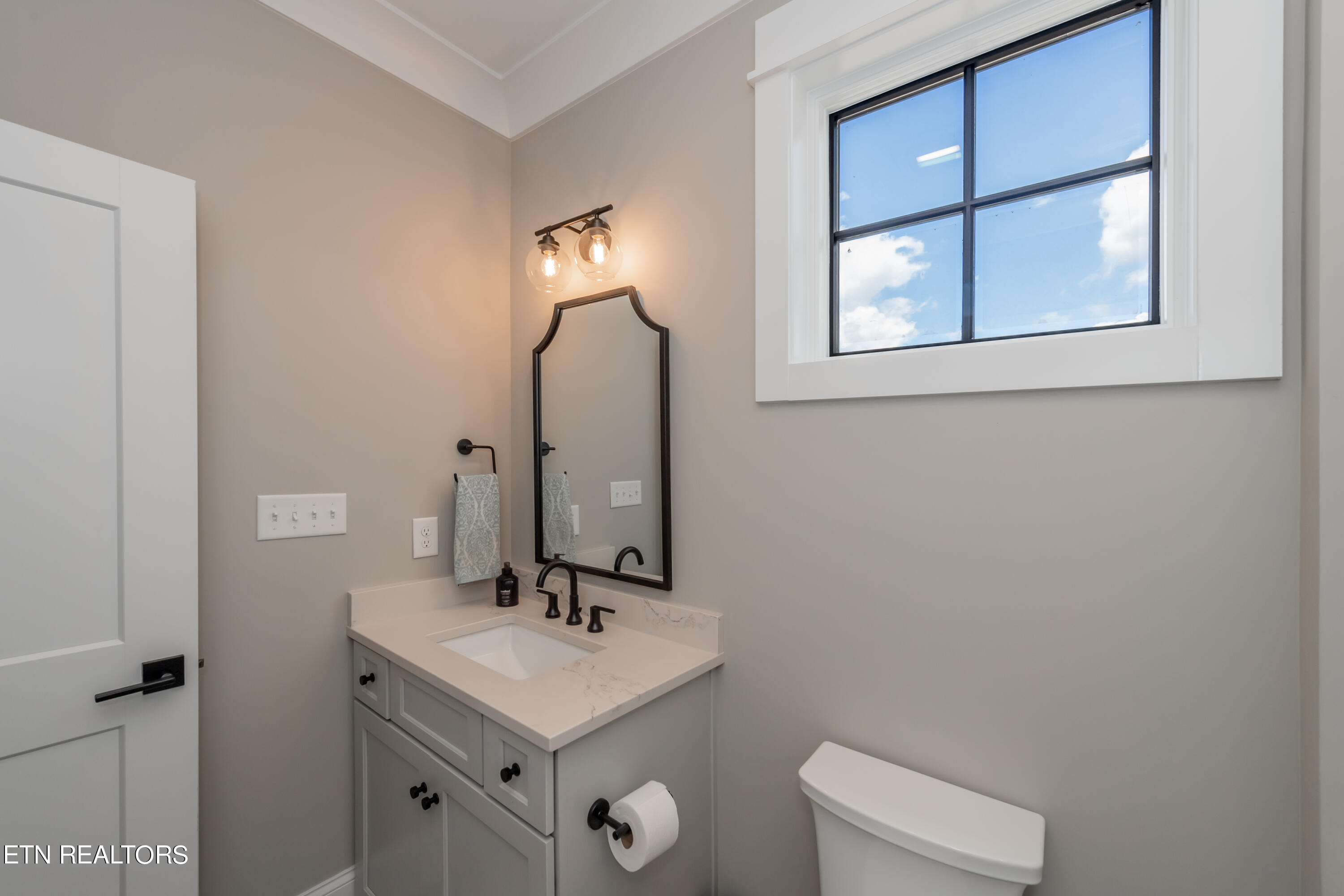 1720 Cades Cove Road Knoxville TN 37922