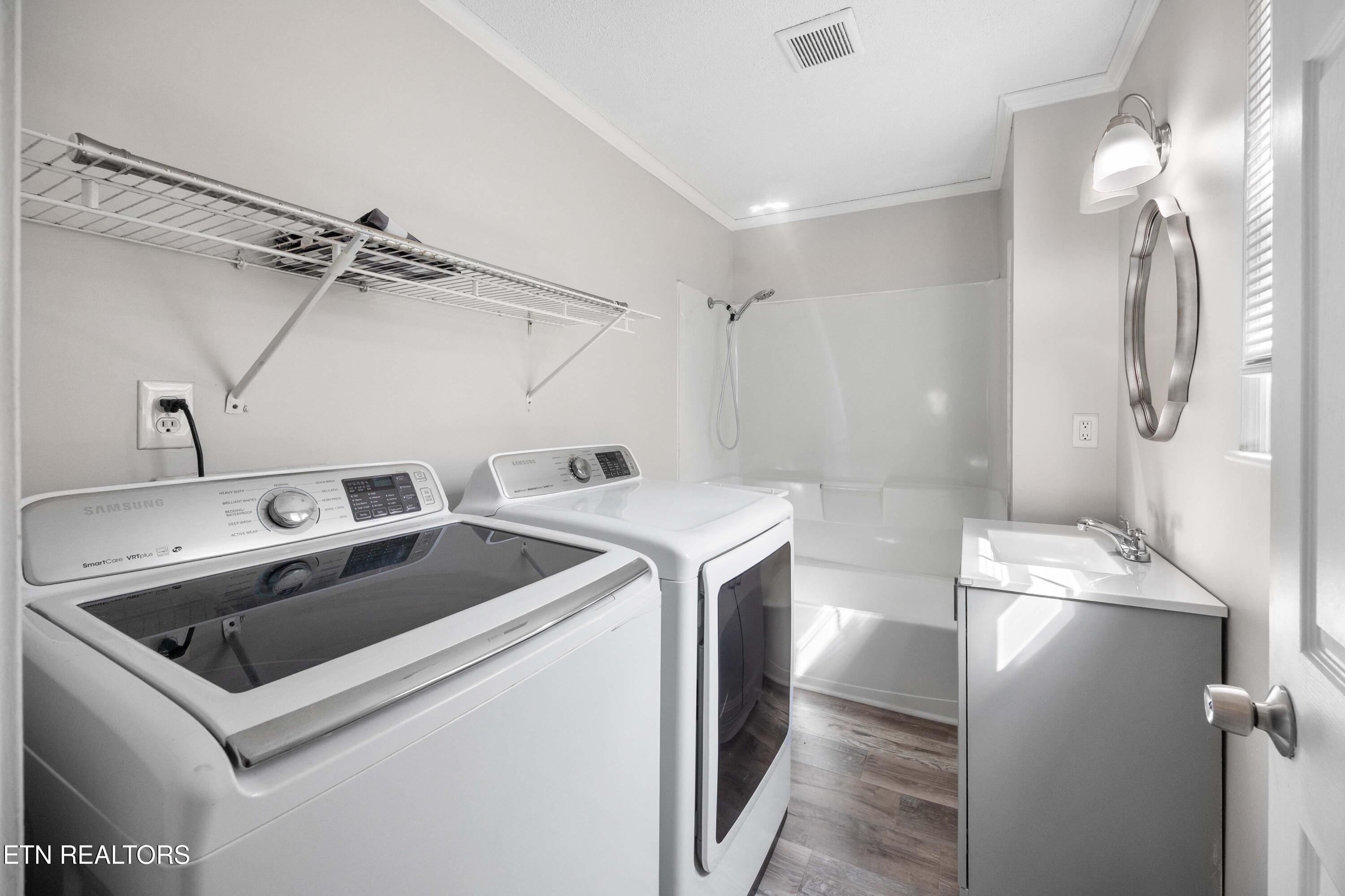 466 Hidden Valley Road Clinton TN 37716