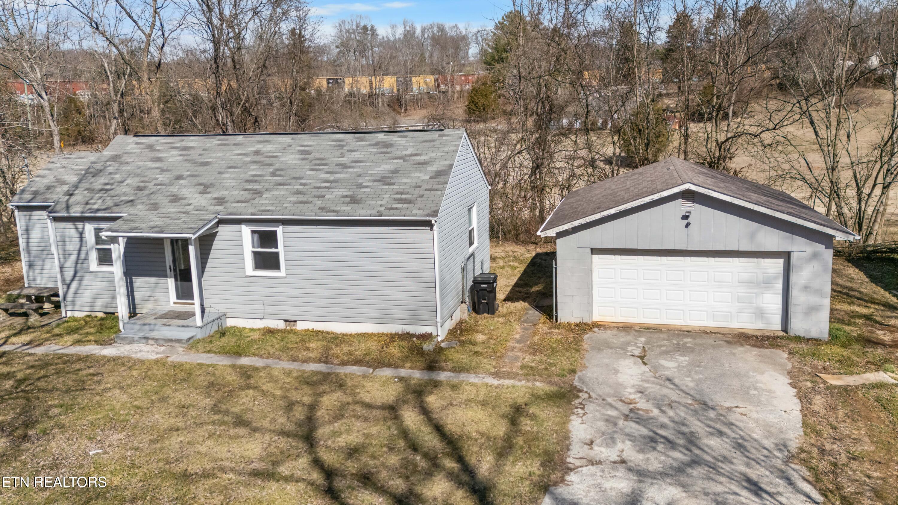 466 Hidden Valley Road Clinton TN 37716