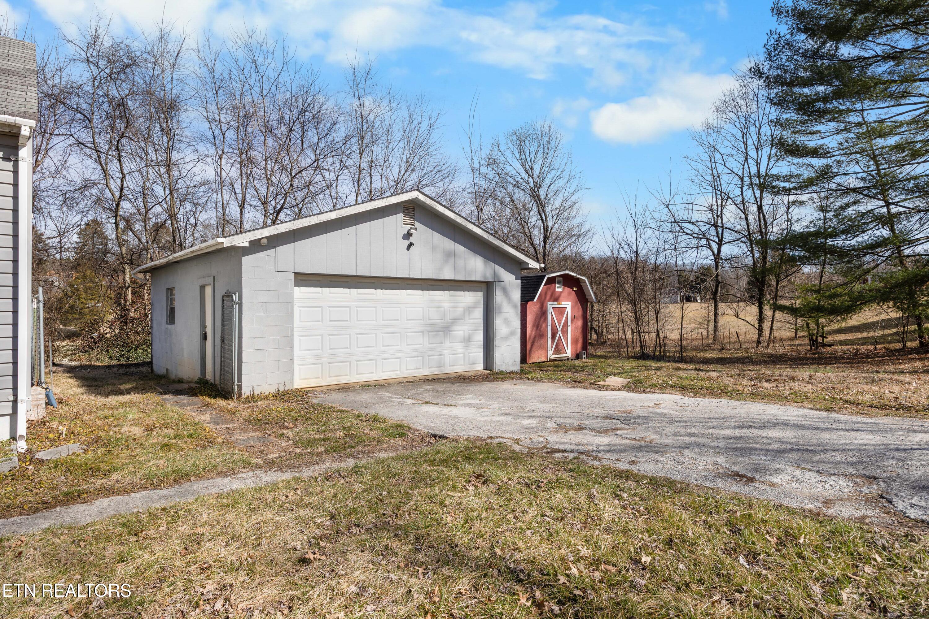 466 Hidden Valley Road Clinton TN 37716