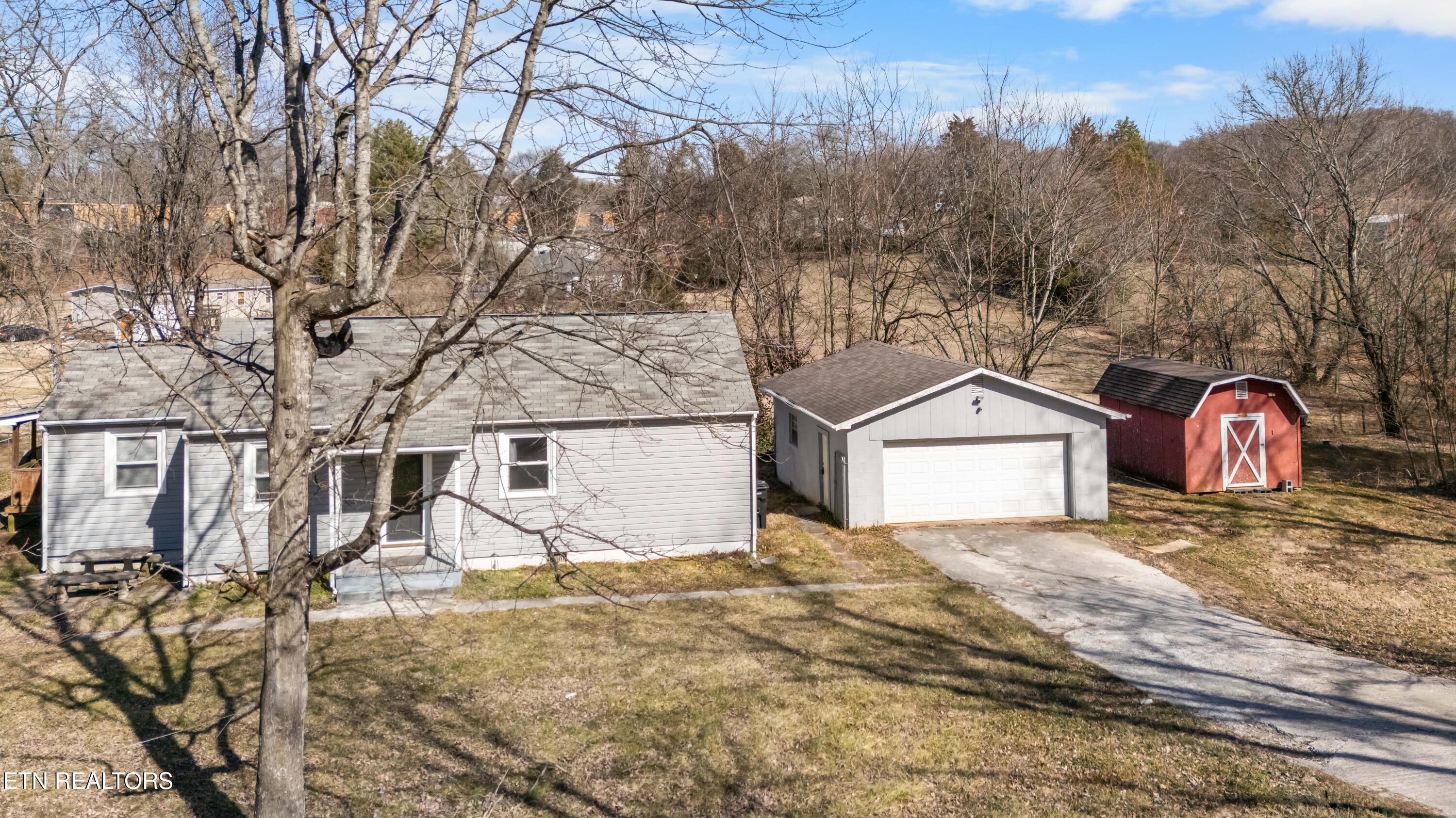 466 Hidden Valley Road Clinton TN 37716