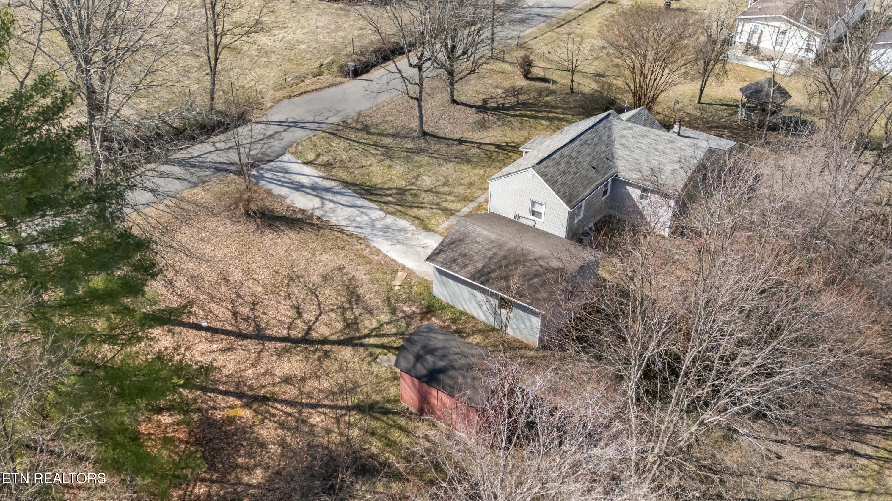 466 Hidden Valley Road Clinton TN 37716