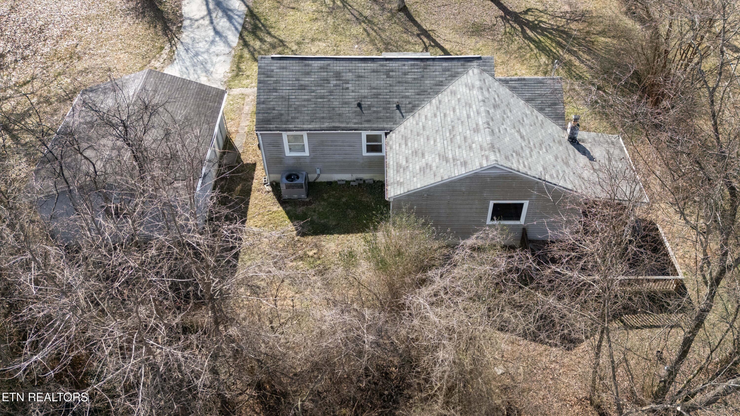 466 Hidden Valley Road Clinton TN 37716