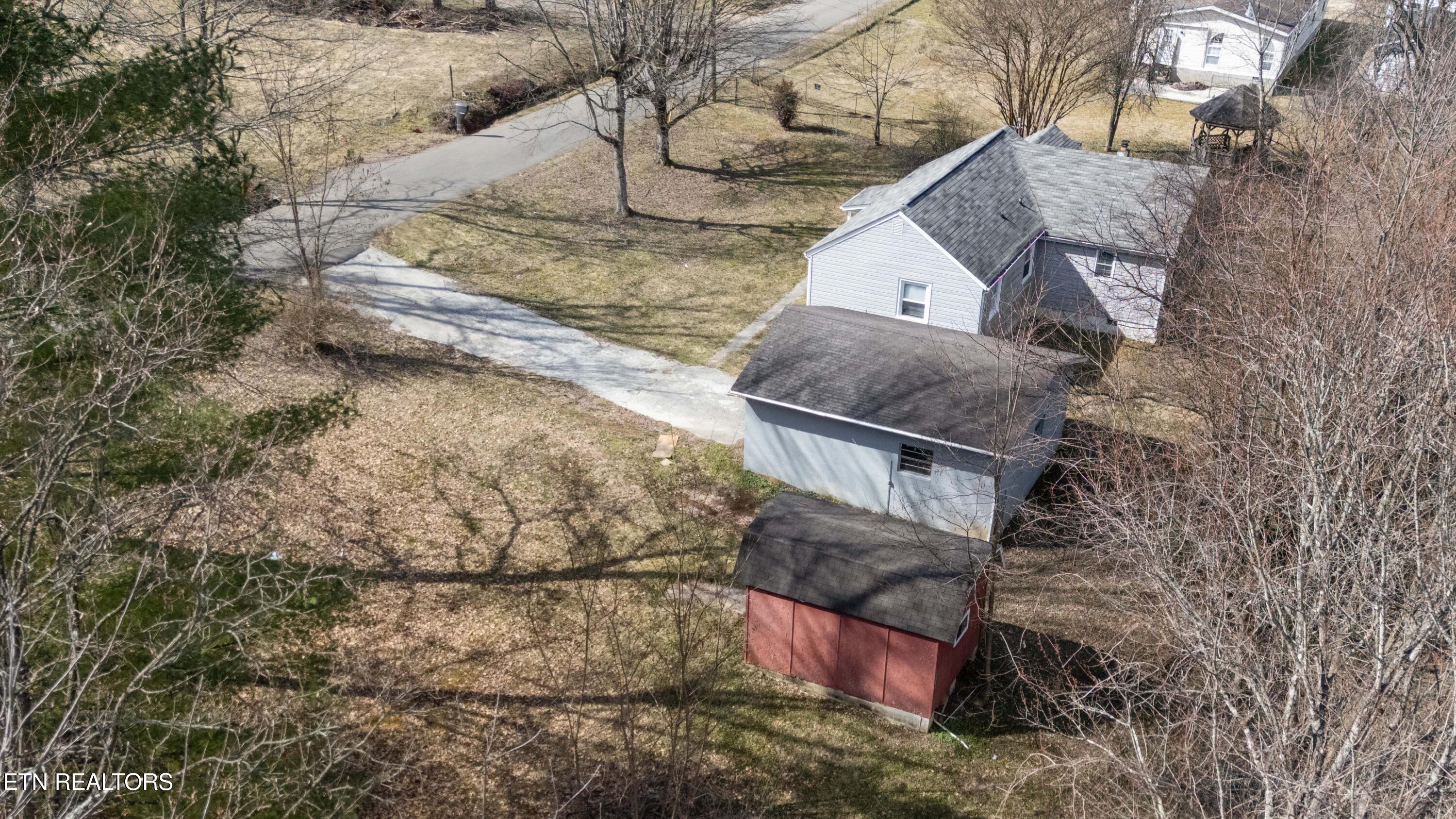 466 Hidden Valley Road Clinton TN 37716