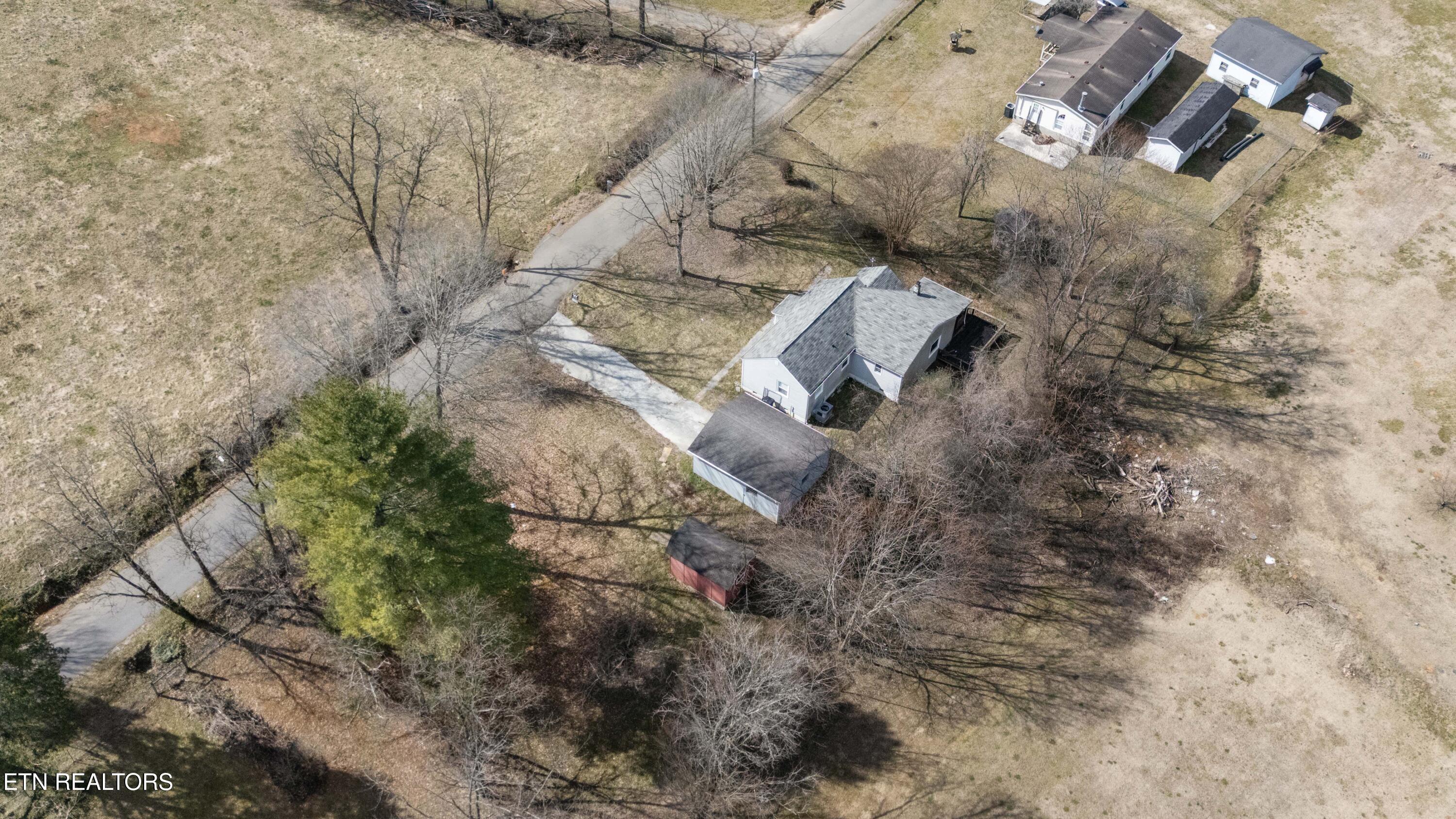 466 Hidden Valley Road Clinton TN 37716