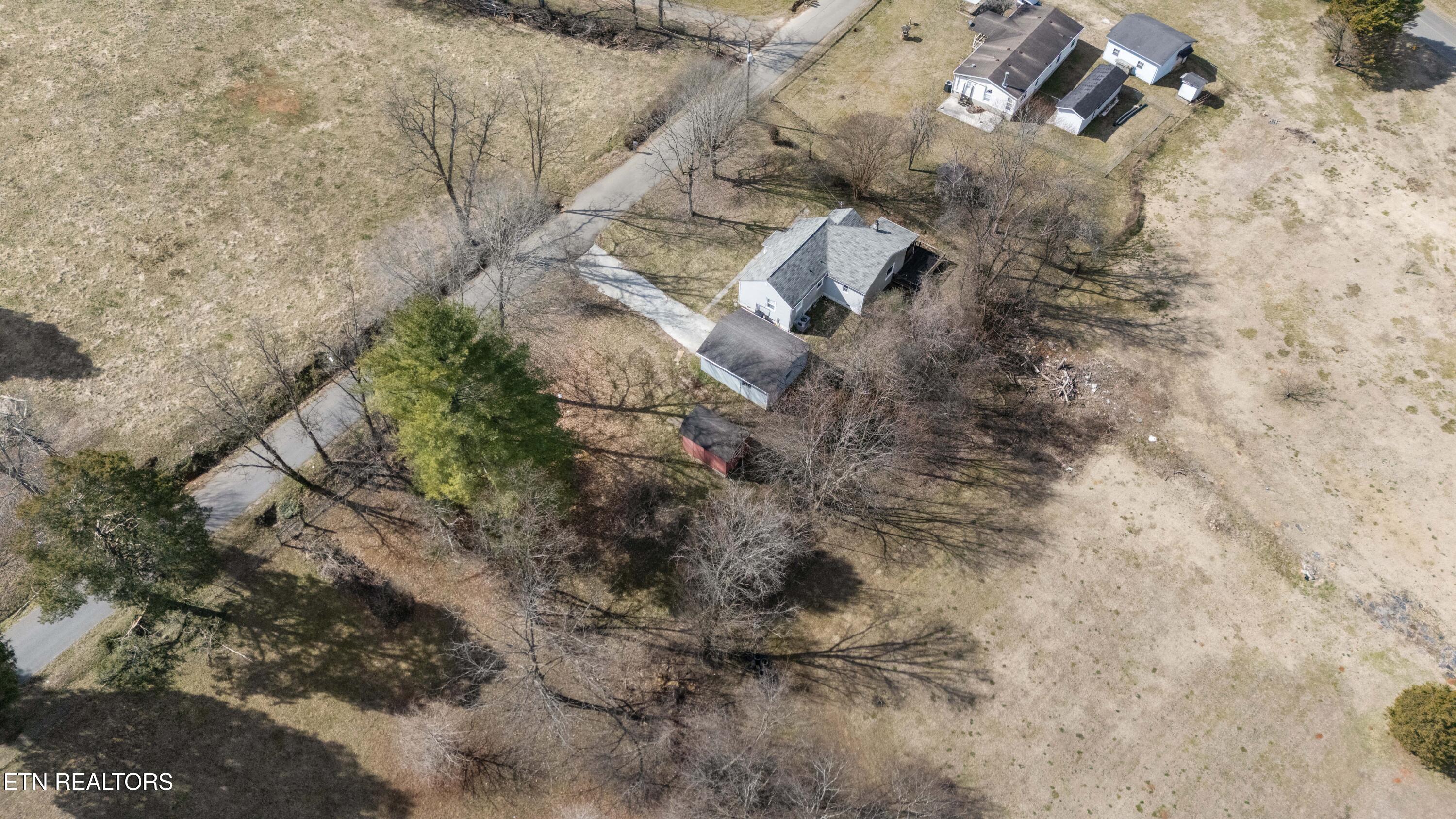 466 Hidden Valley Road Clinton TN 37716