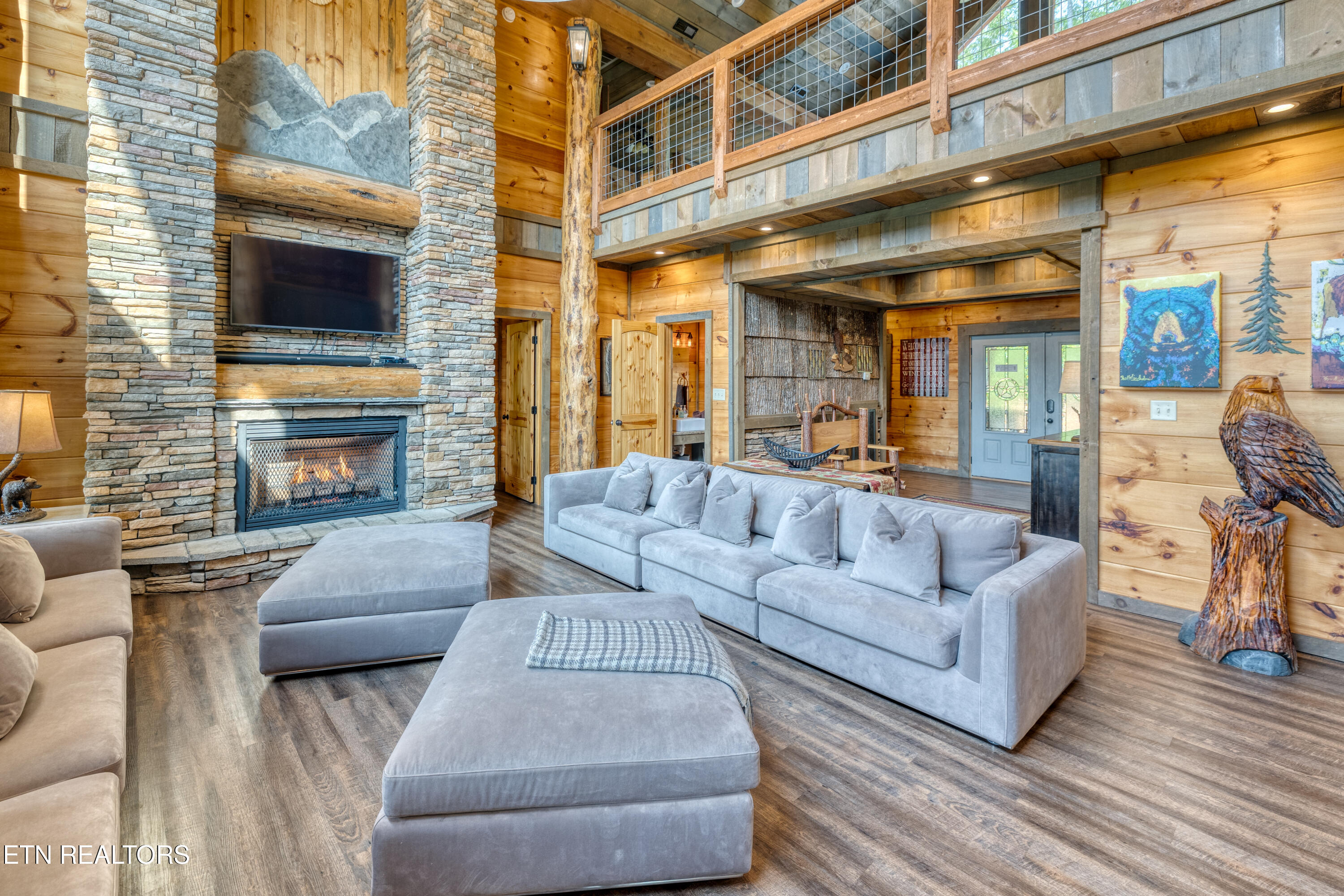 809 Pinecrest Way Sevierville TN 37862