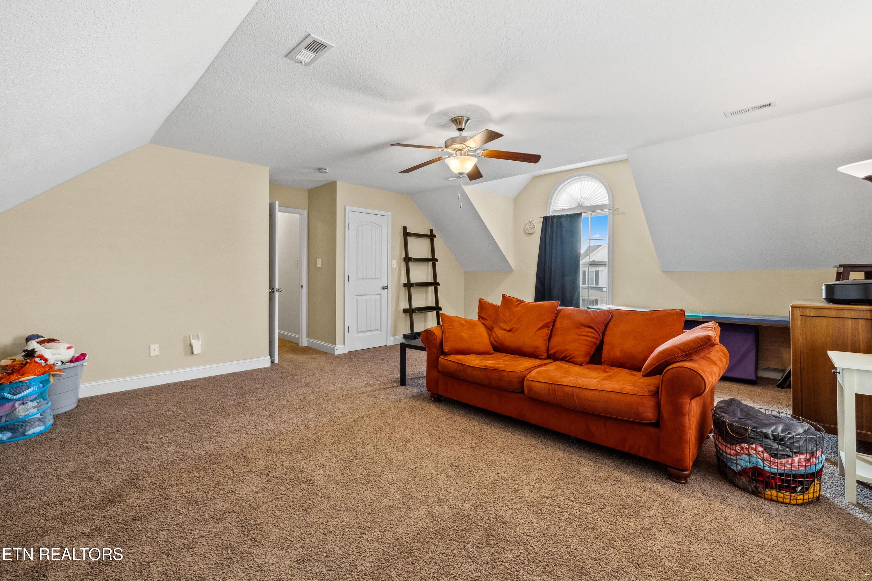 7447 Sparkle Lane Knoxville TN 37931