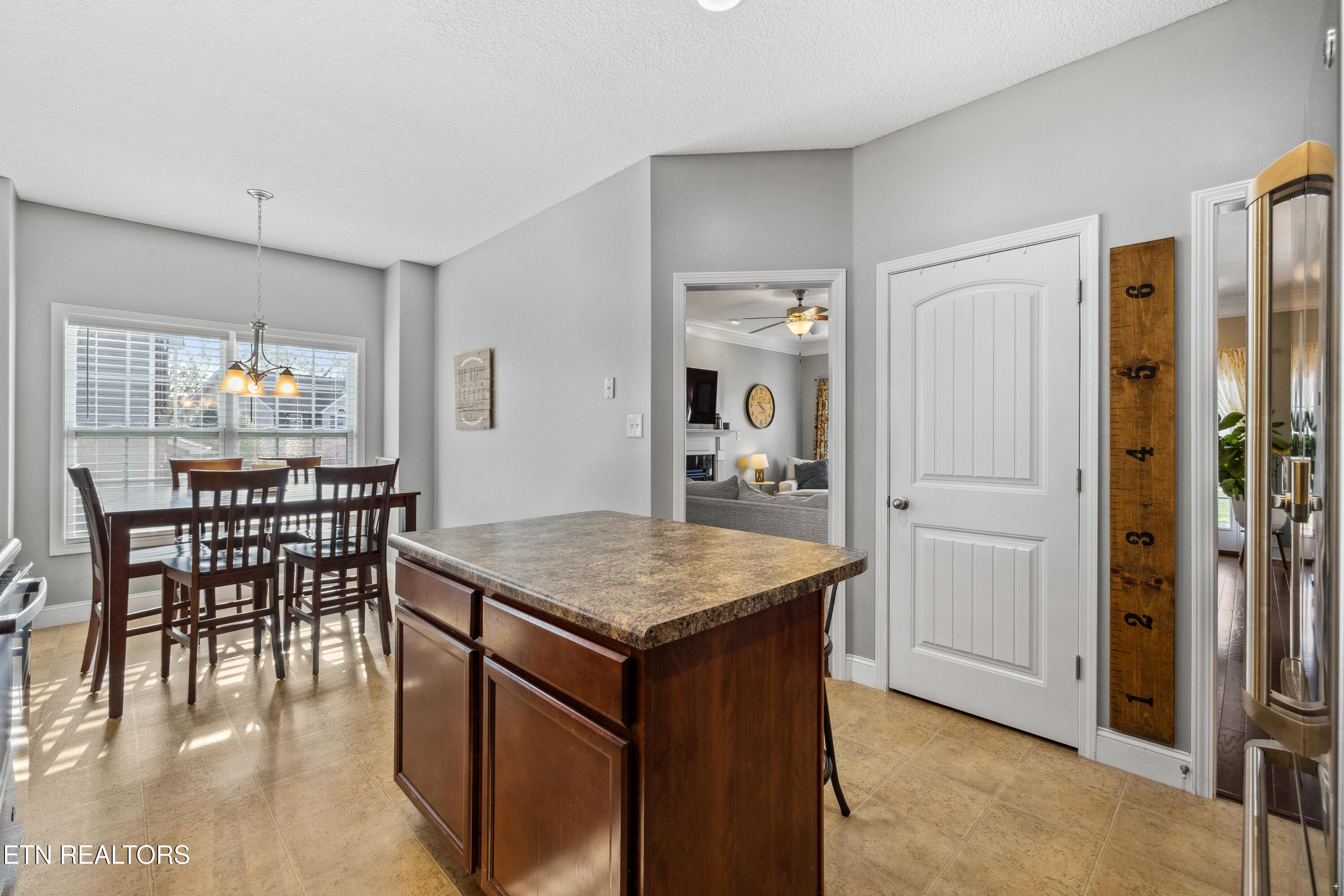 7447 Sparkle Lane Knoxville TN 37931