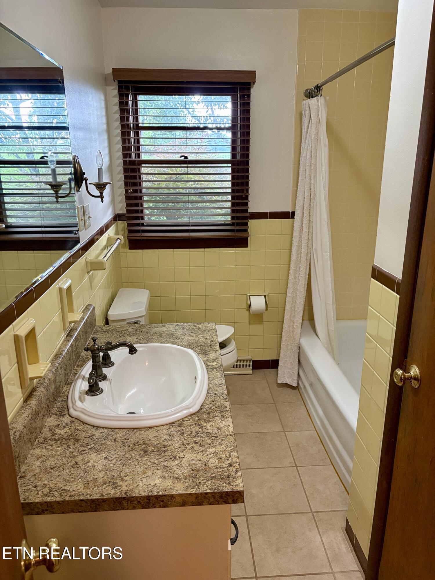 1302 Nell Street Tazewell TN 37879