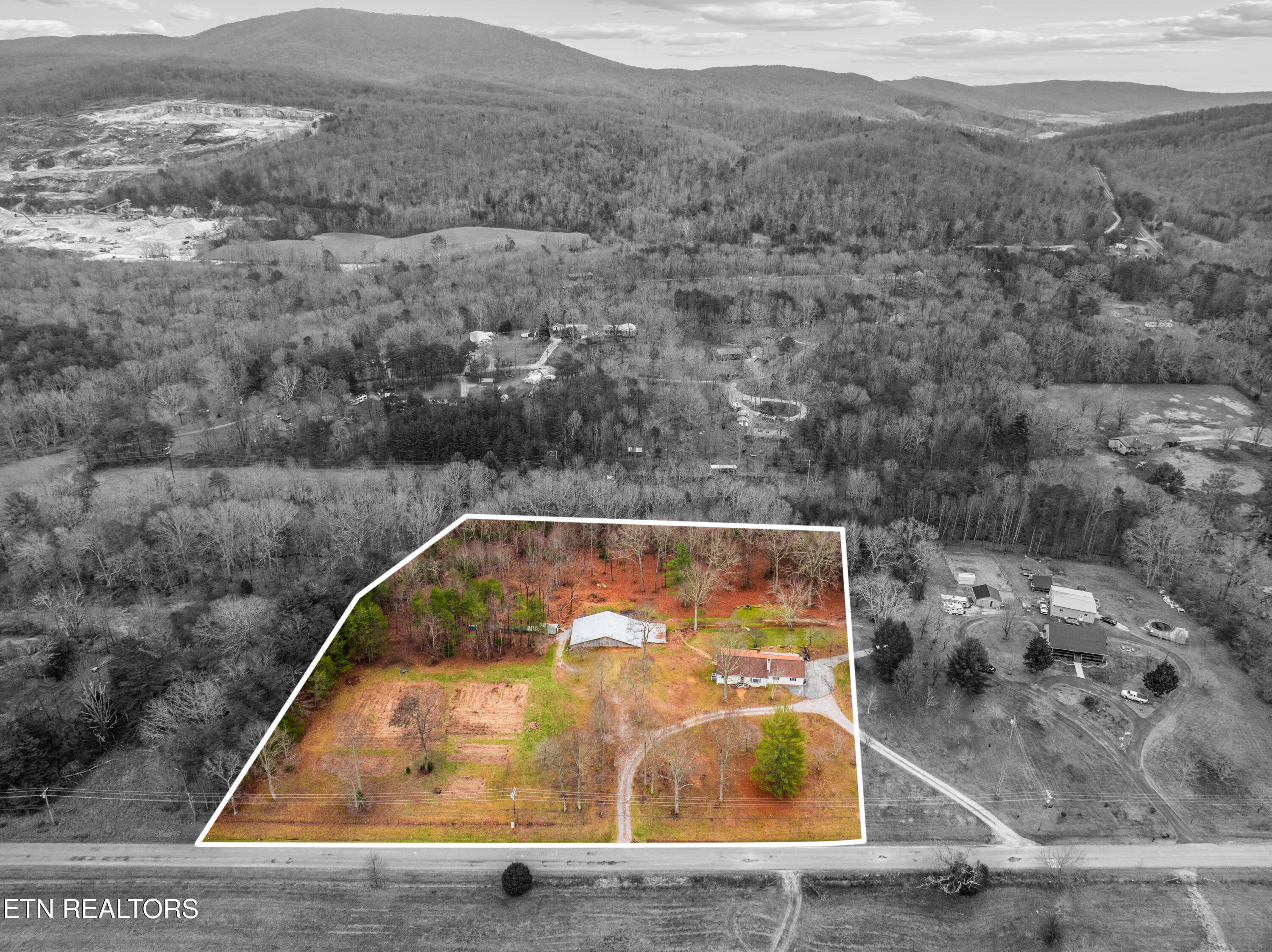 64 Pugh Road Crossville TN 38555