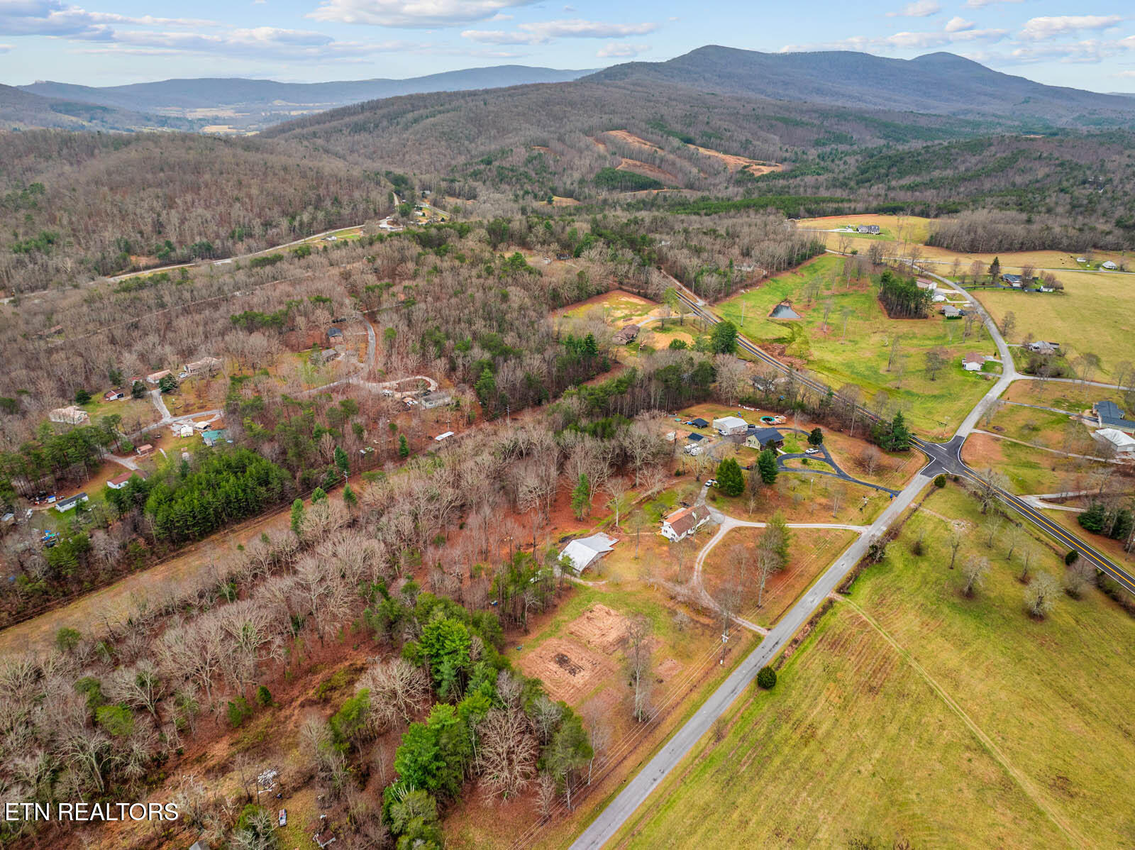 64 Pugh Road Crossville TN 38555