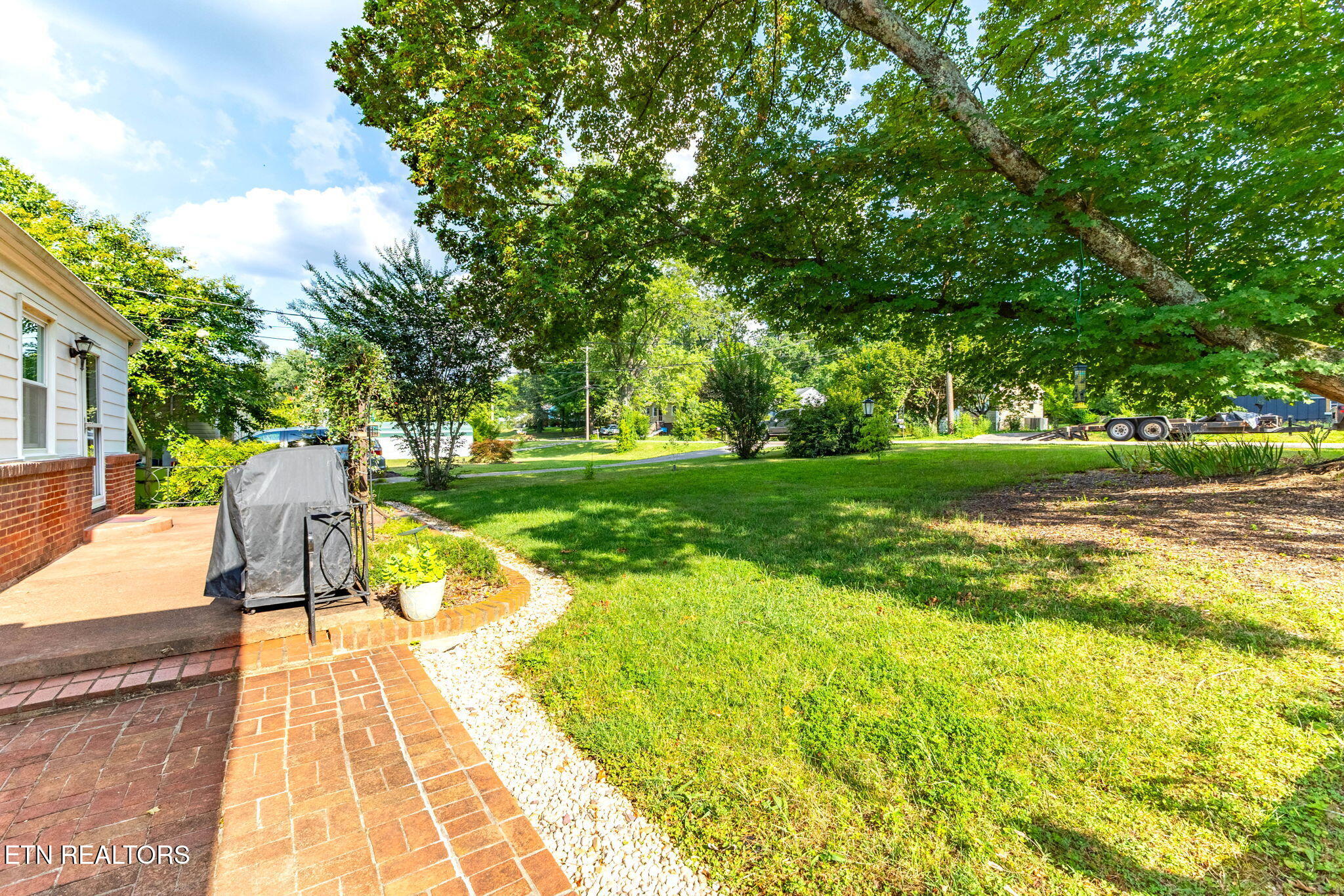 2201 Lloyd Avenue Knoxville TN 37920