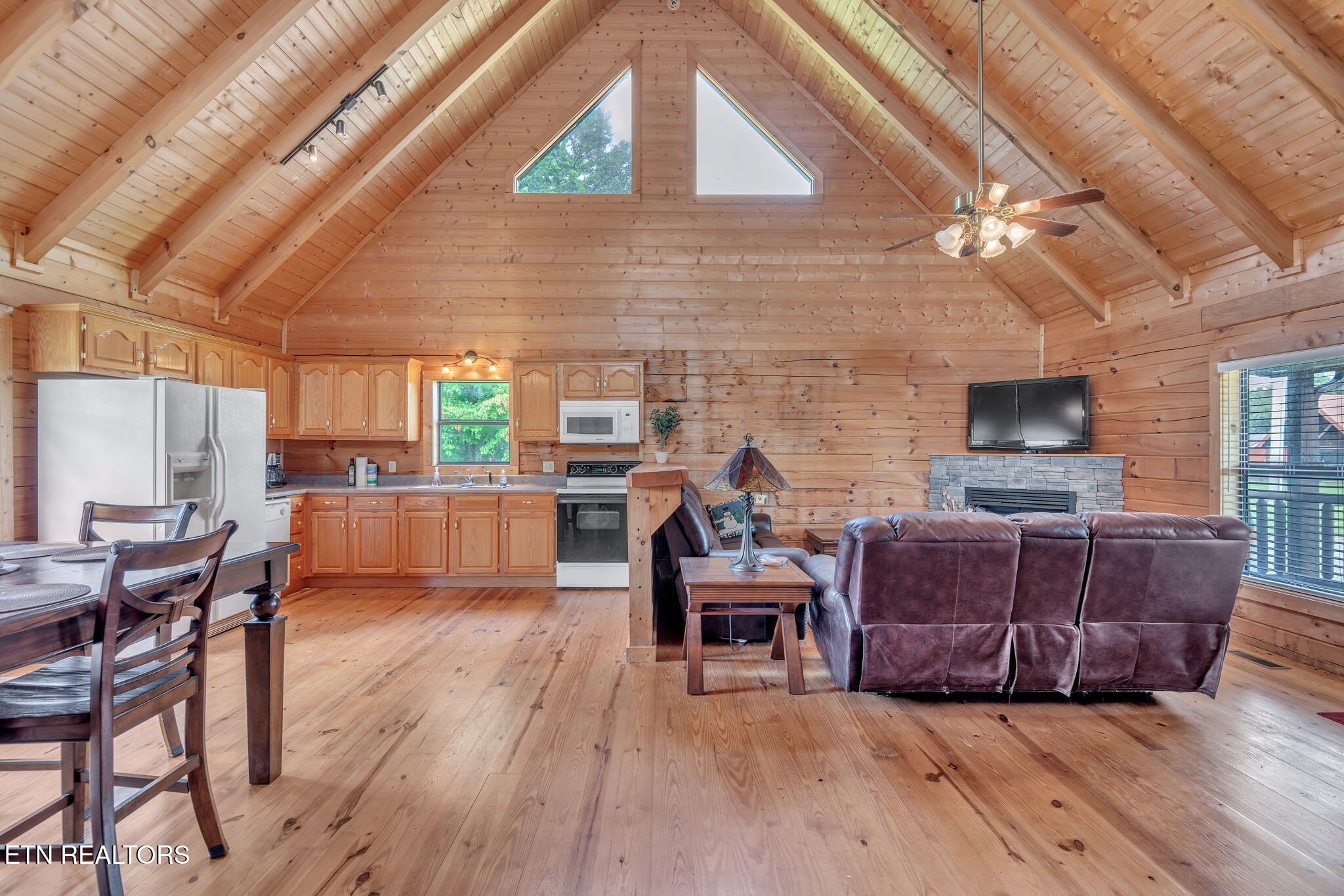 319 Four Mile Creek Road Deer Lodge TN 37726