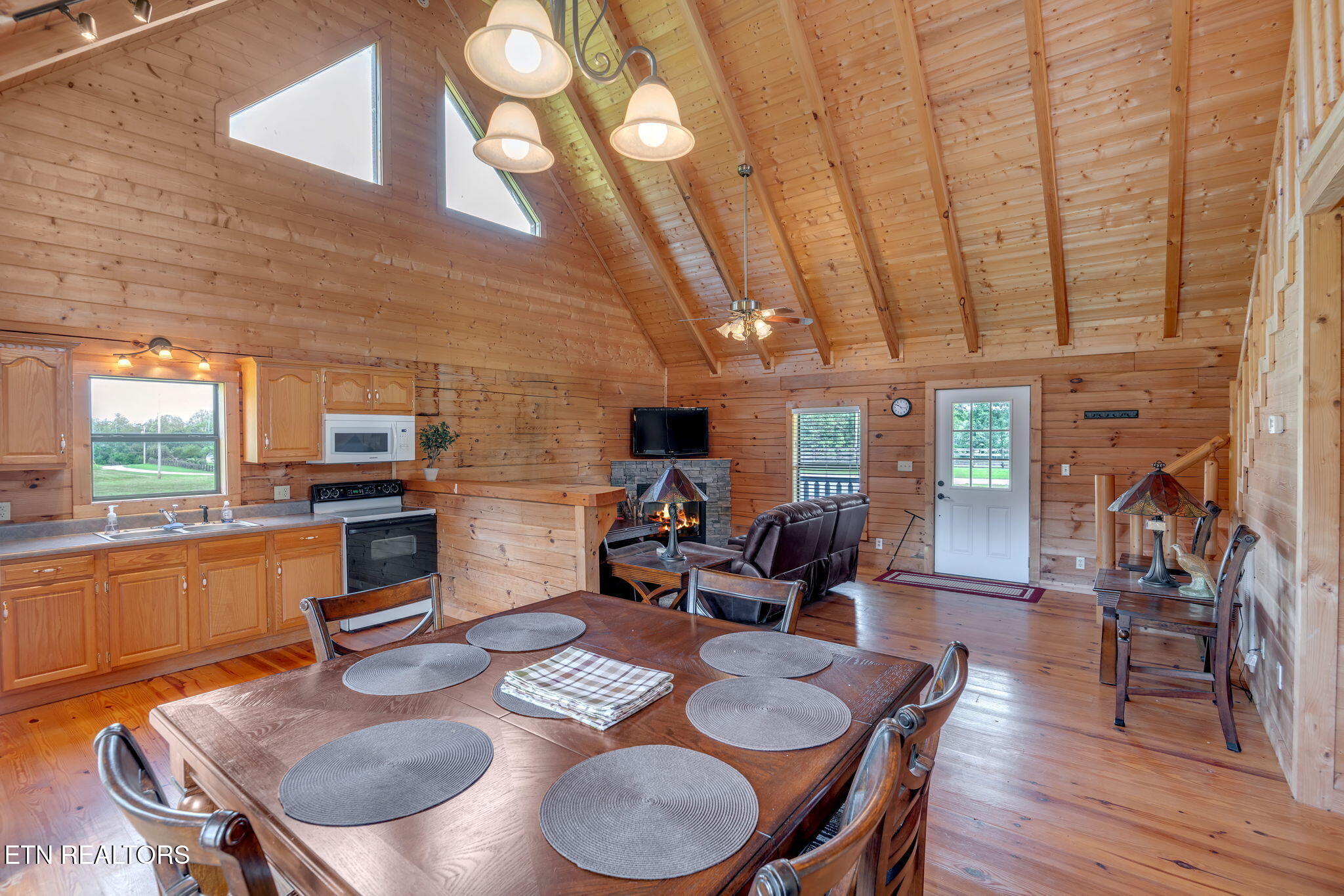 319 Four Mile Creek Road Deer Lodge TN 37726