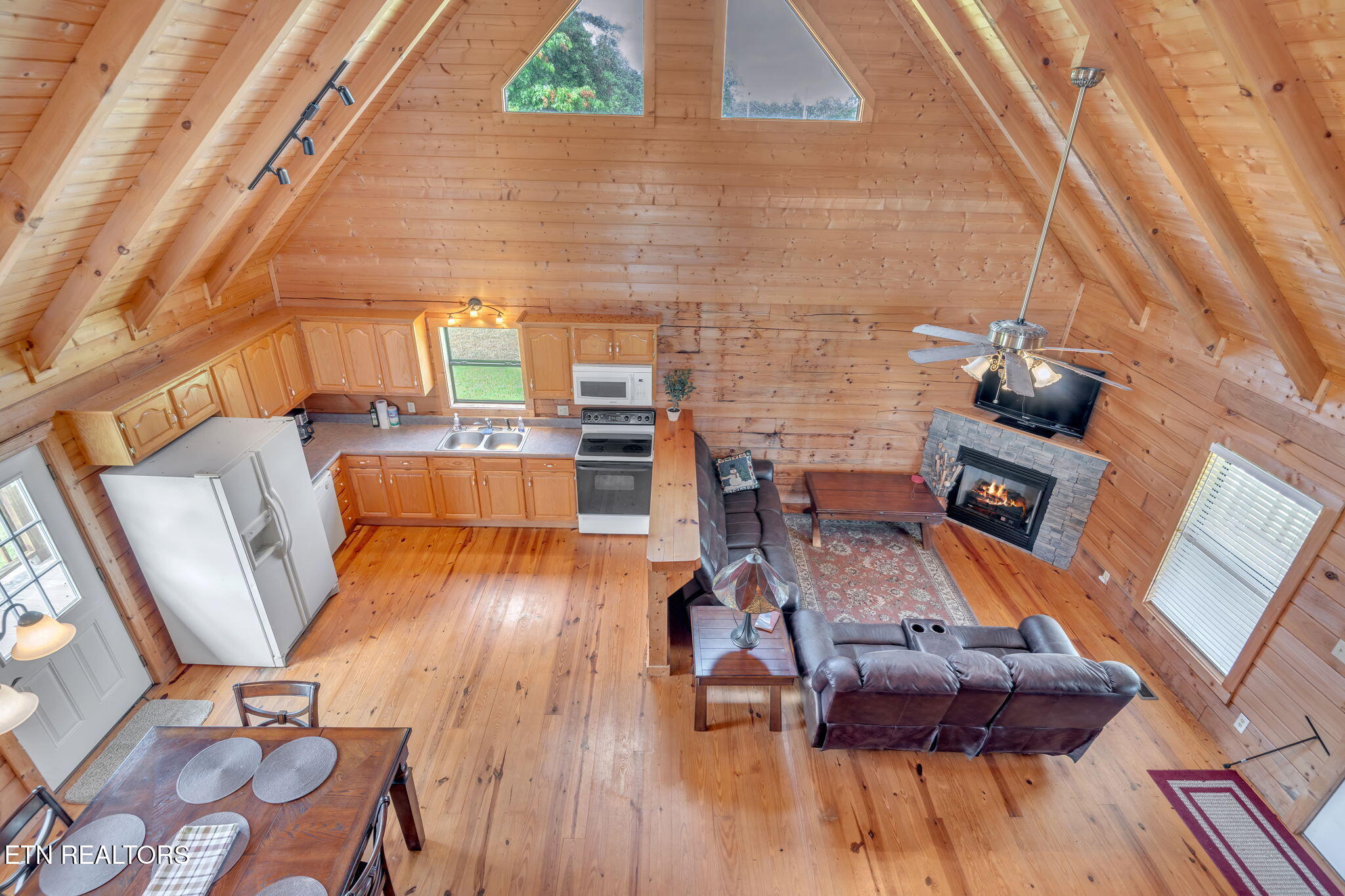 319 Four Mile Creek Road Deer Lodge TN 37726