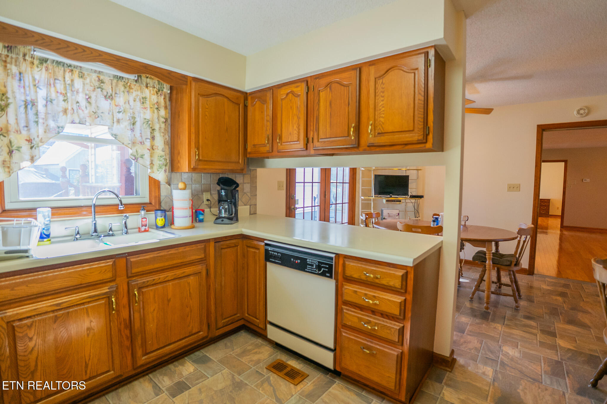 519 Scenic View Drive Seymour TN 37865