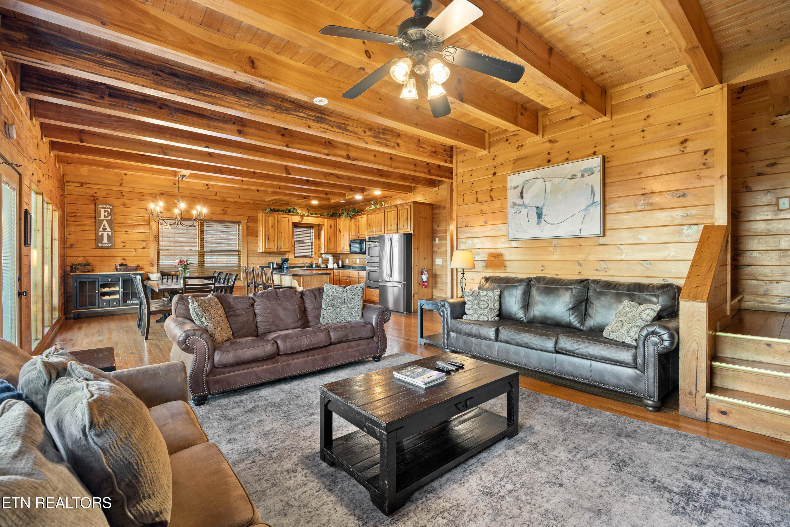 950 Black Bear Cub Way Sevierville TN 37862