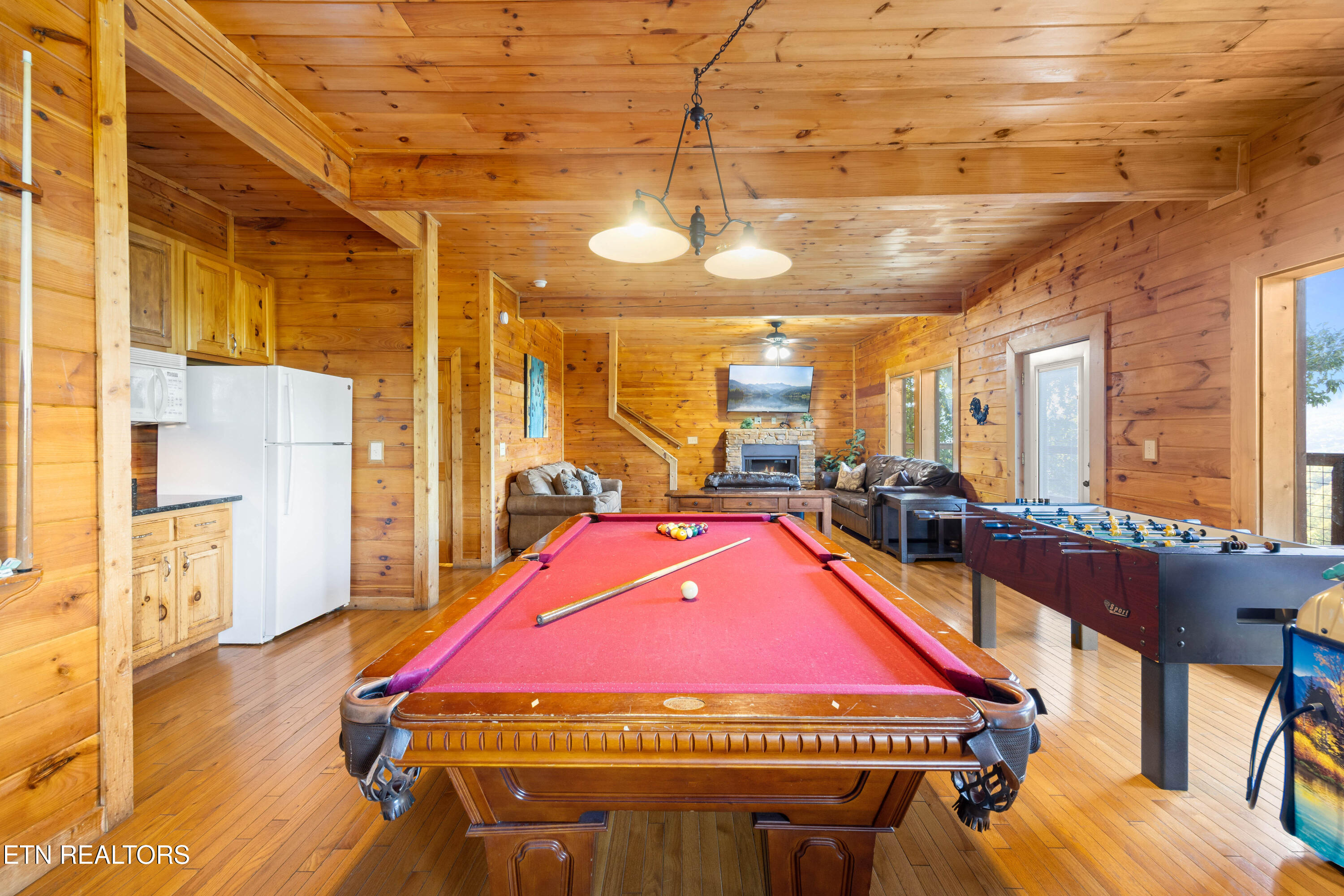 950 Black Bear Cub Way Sevierville TN 37862