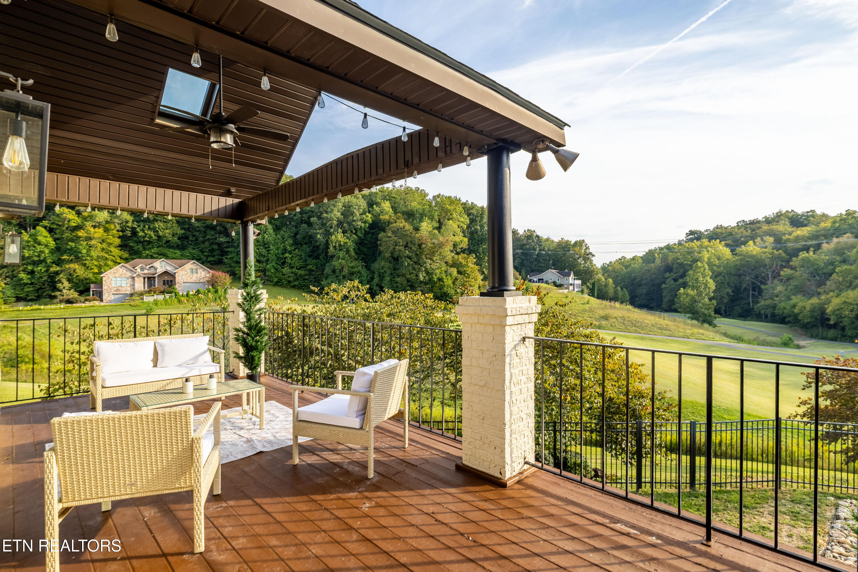 225 Bobwhite Trail Sevierville TN 37876