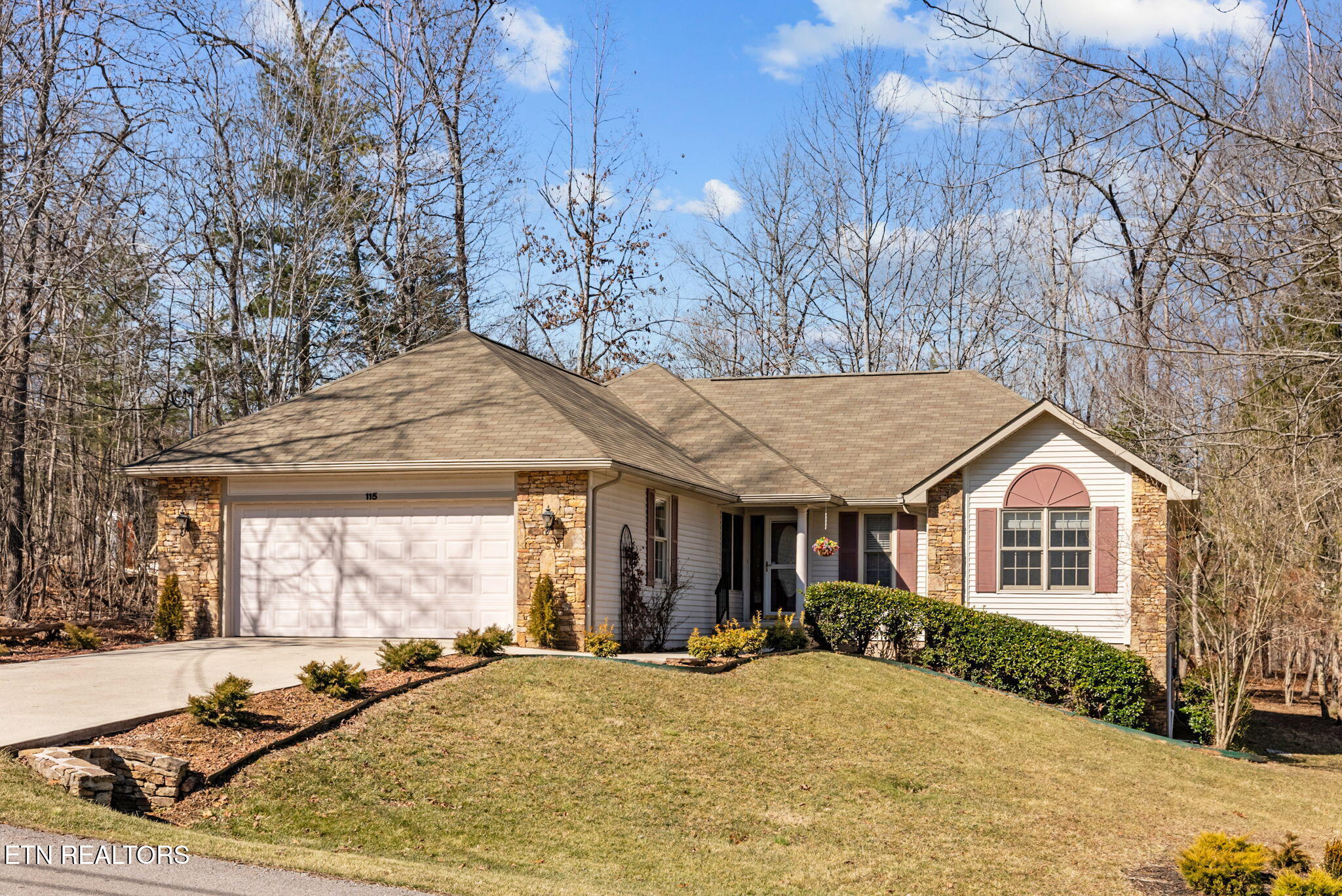 115 Lafayette Point Crossville TN 38558