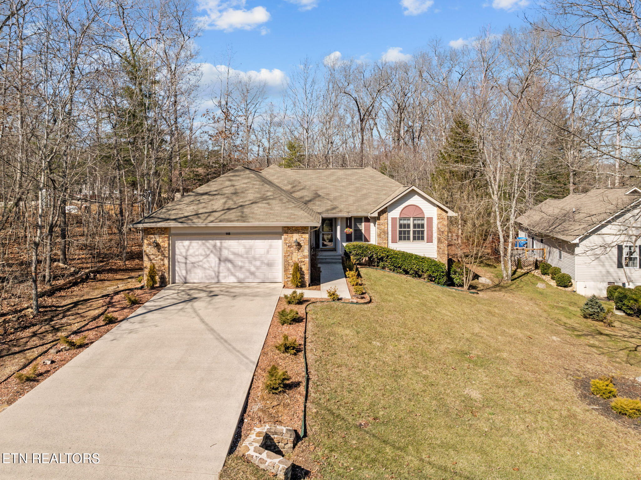 115 Lafayette Point Crossville TN 38558